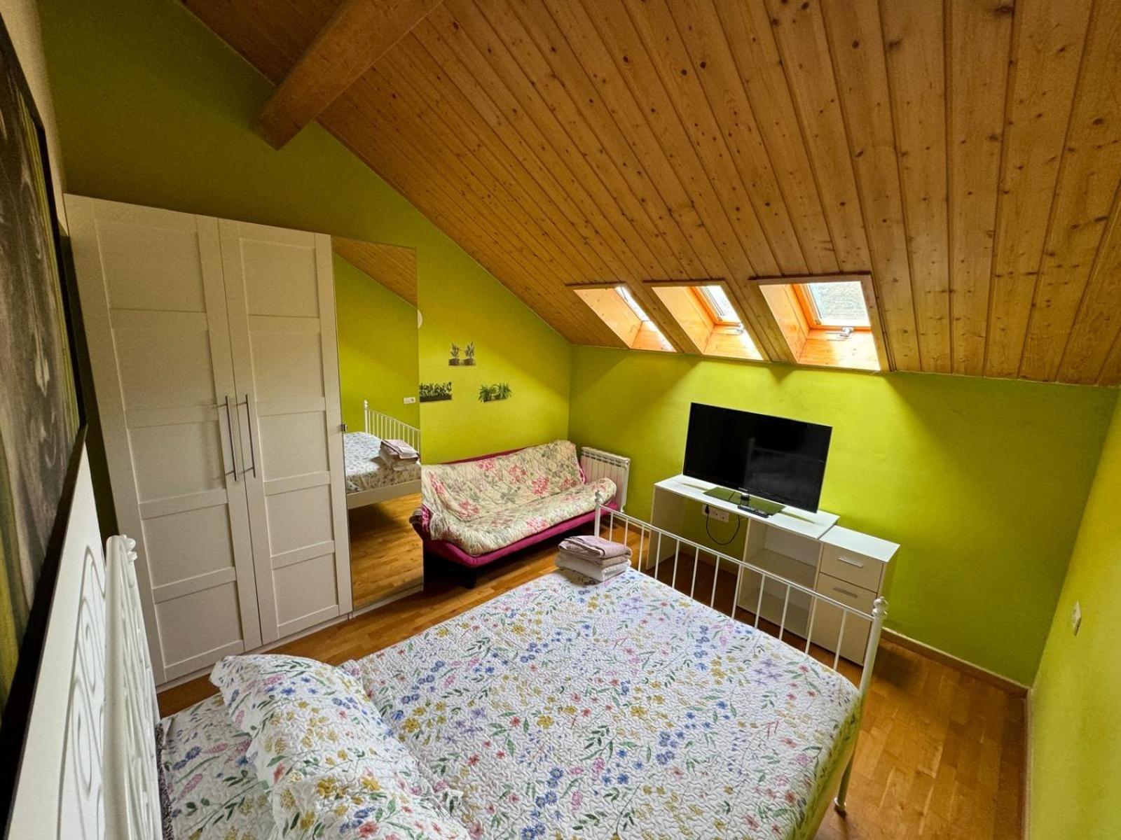 Holiday home Adosado En Con Wifi *