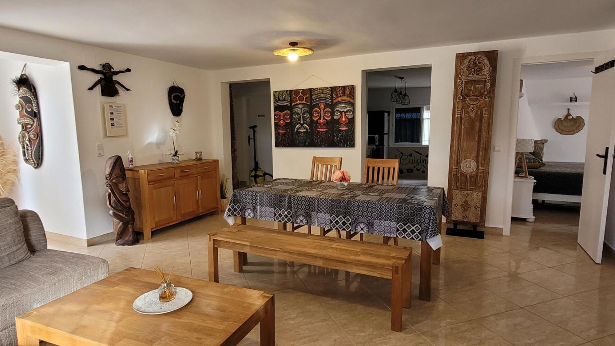 Casa Caledonia - Dans Avec Jardin Arbore Et Piscine A 500 M De La Apartment *