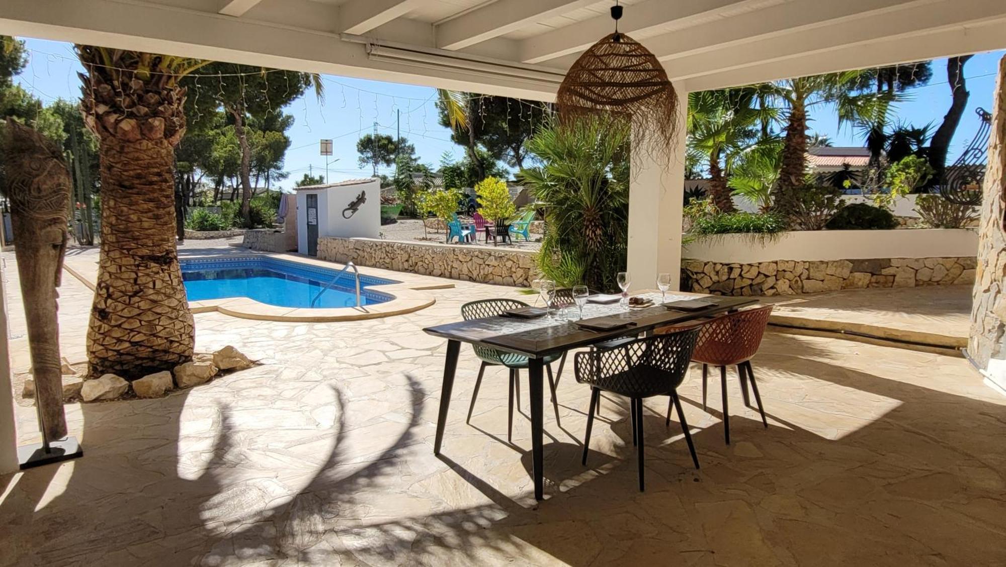 Casa Caledonia - Dans Avec Jardin Arbore Et Piscine A 500 M De La Benissa