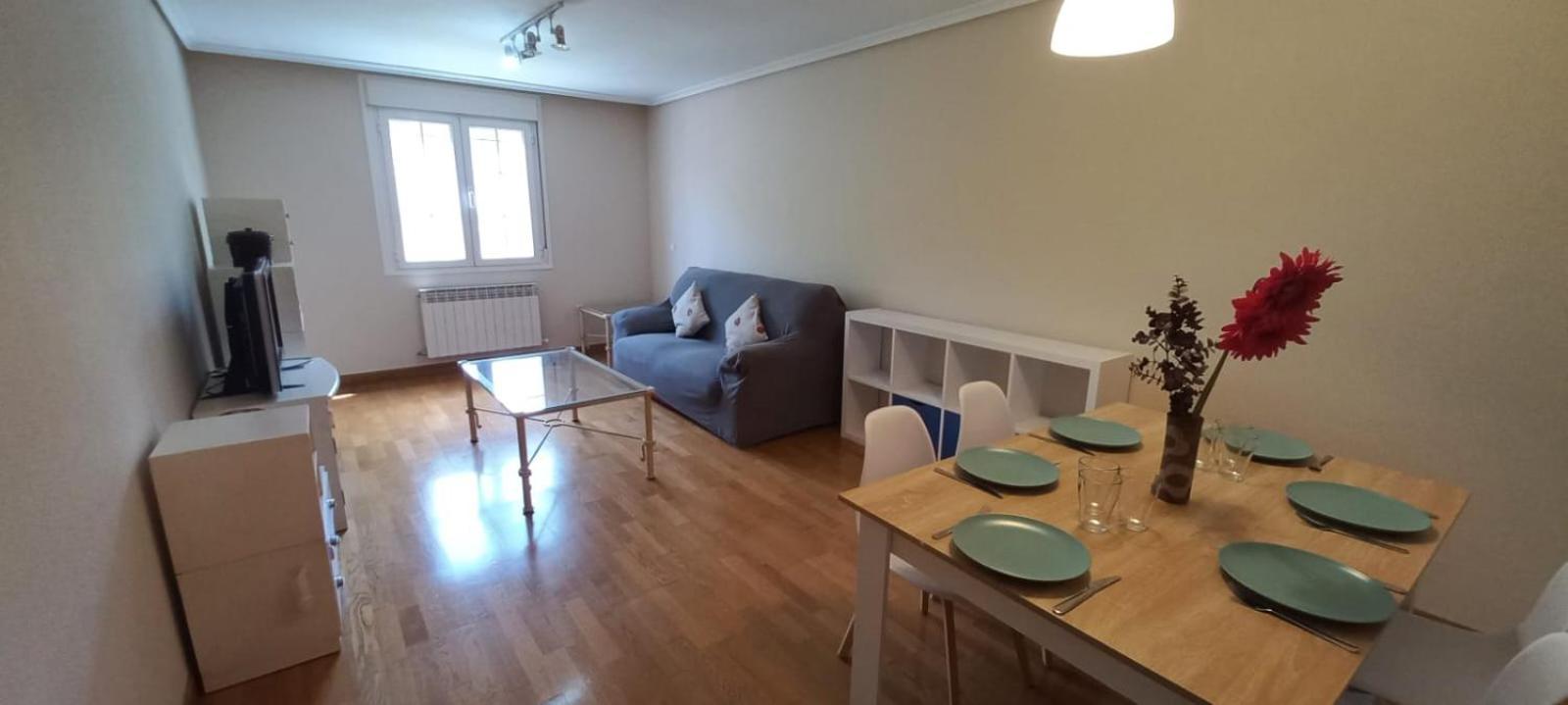 Apartment Con 3 Y Garaje A 10 Minutos De