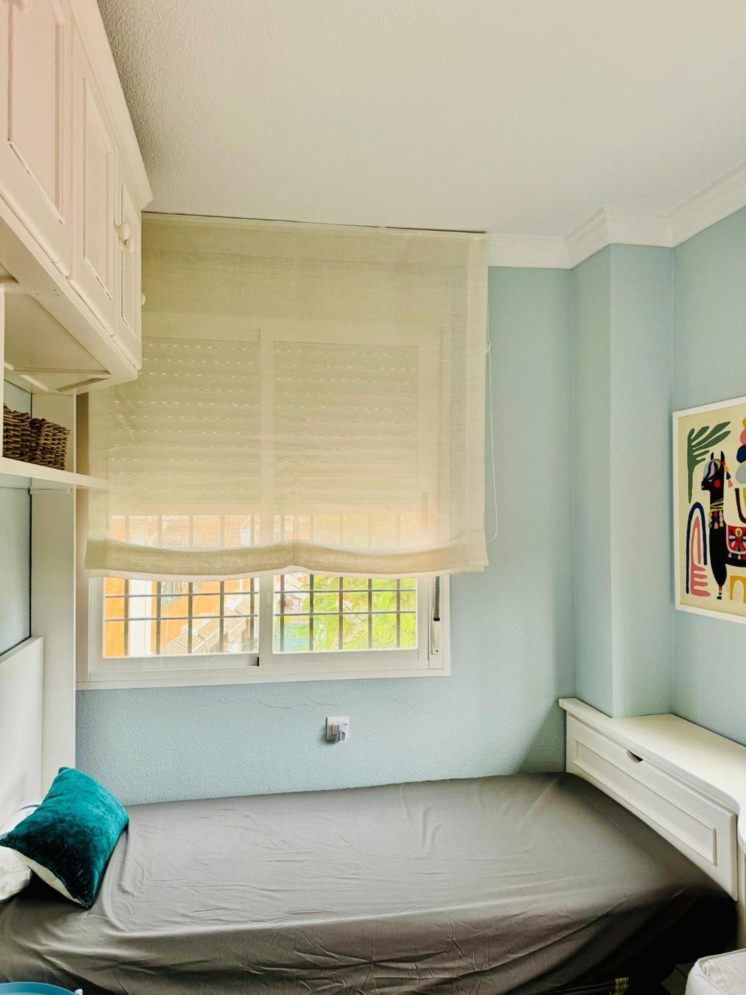 Holiday home Sunny Semidetached Private House 10min From Center