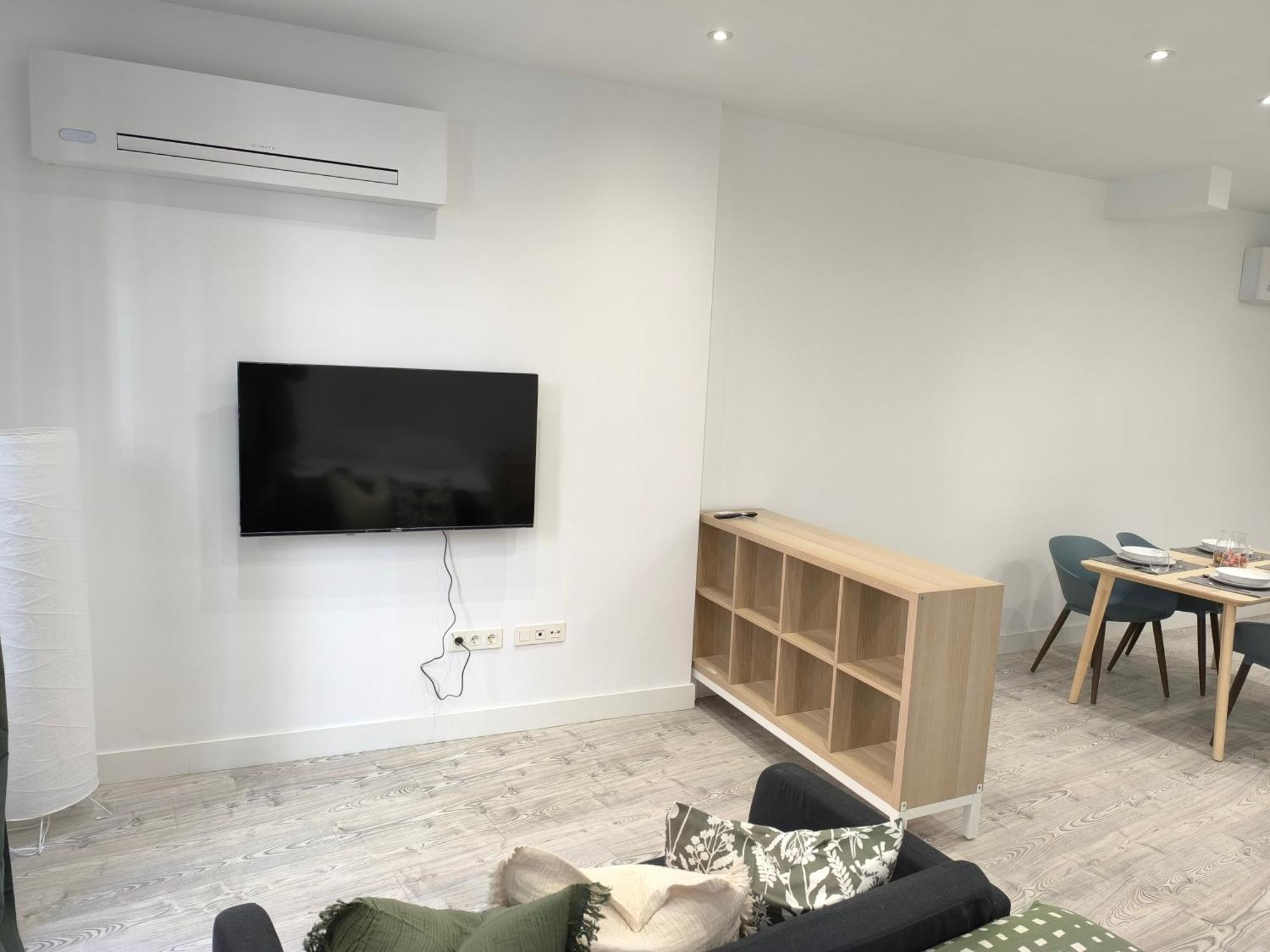 Insidehome Ciudad Del Cine Apartamento Valladolid
