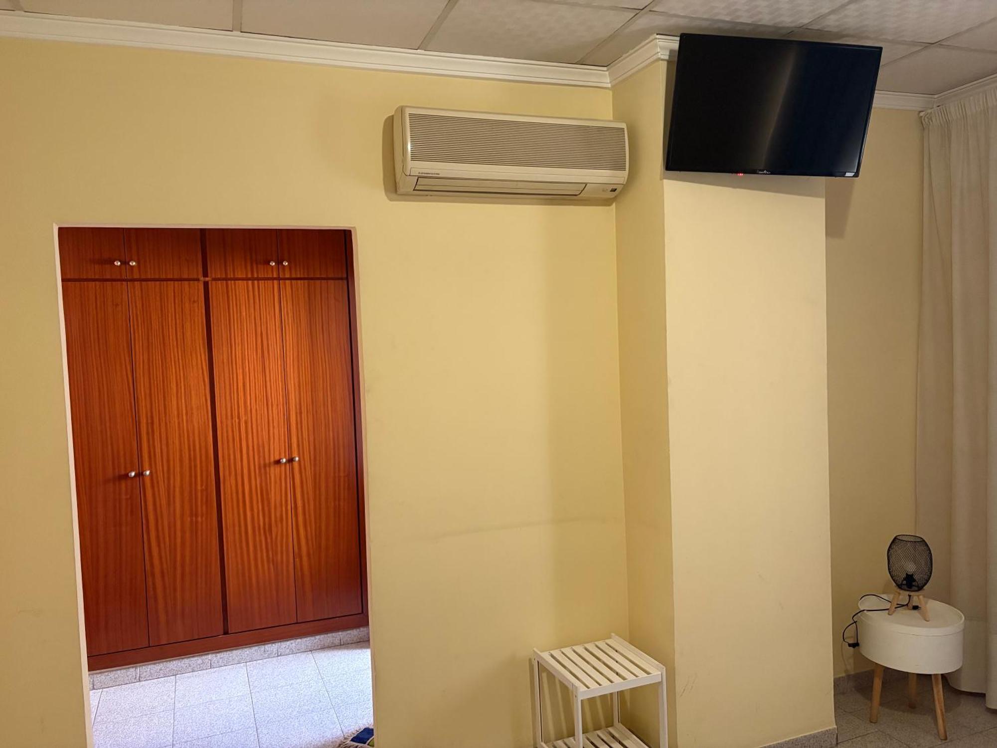 Jendri Hotel Almazora