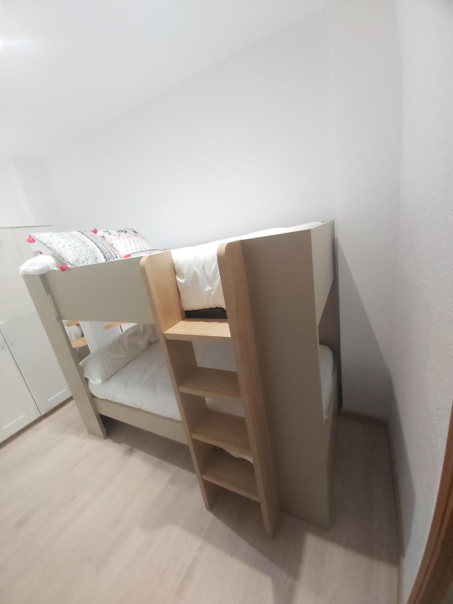 Salvador House Ii * Elche