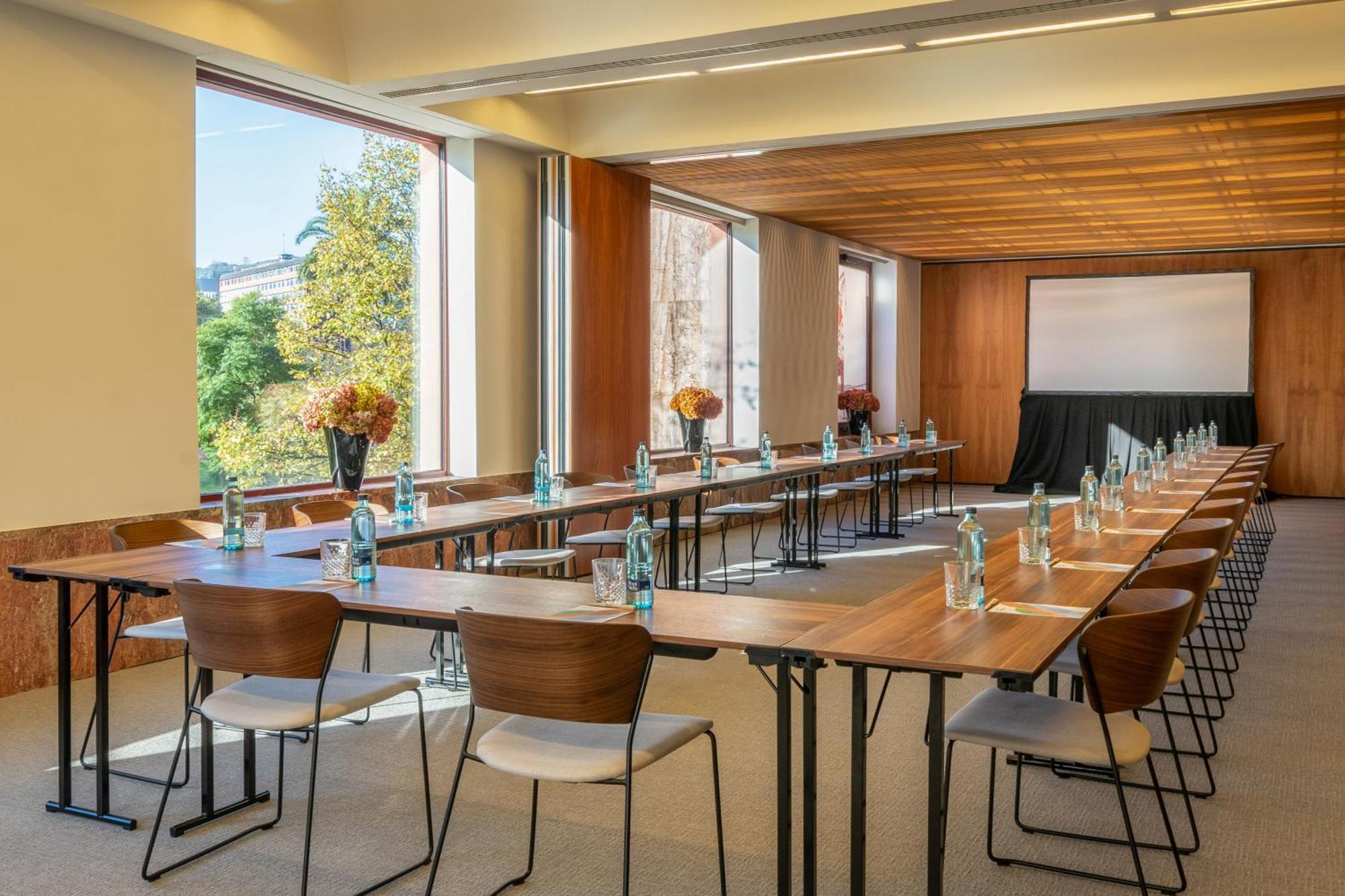 Meliá Hotel 5*
