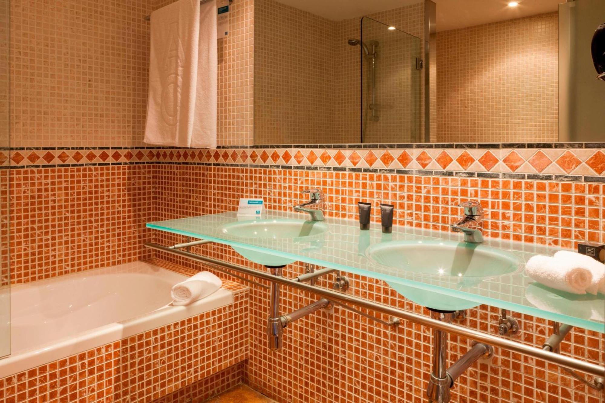 Ac Palacio De Santa Ana By Marriott 5*
