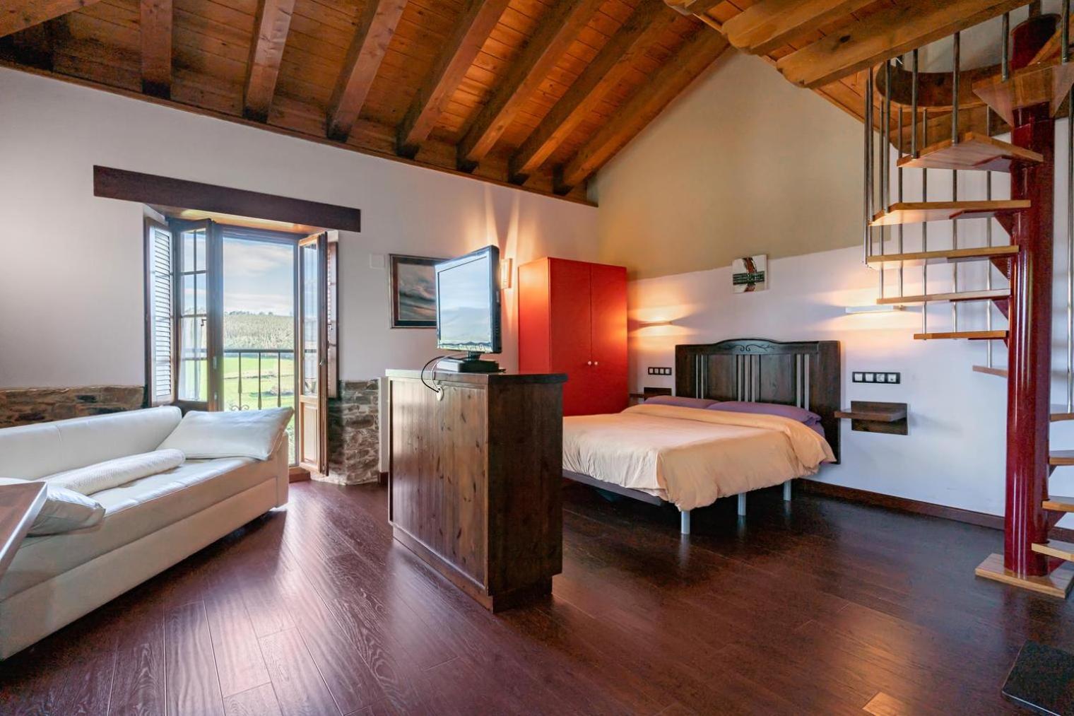 Alborada Del Eo Apartment *
