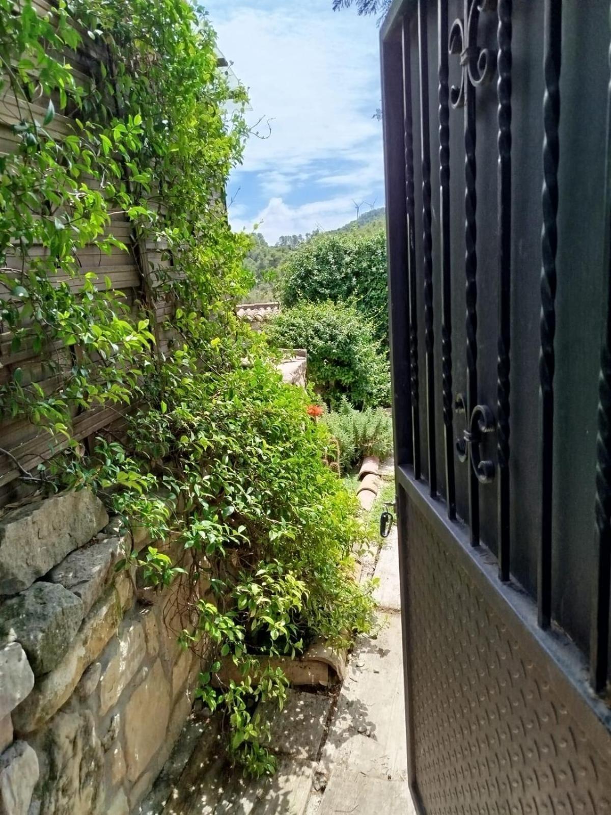 Marilluna Aixoplucrural Holiday home *