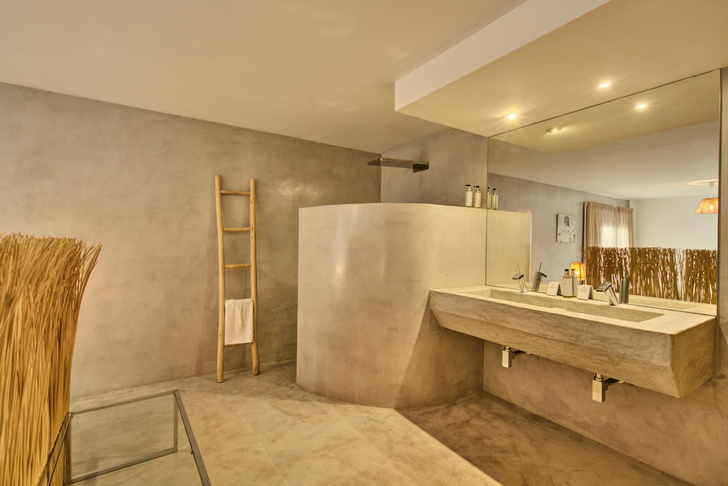 Villa In Cala Salada Sleeps 14 San Antonio Abad