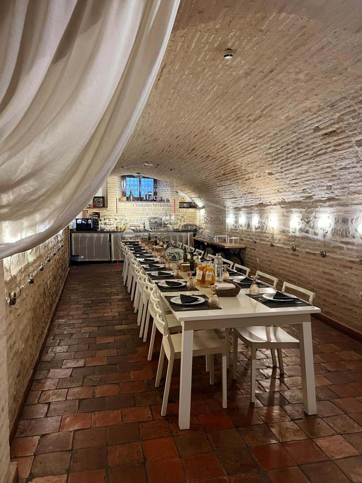 Gar Anat Boutique Hotel 3*