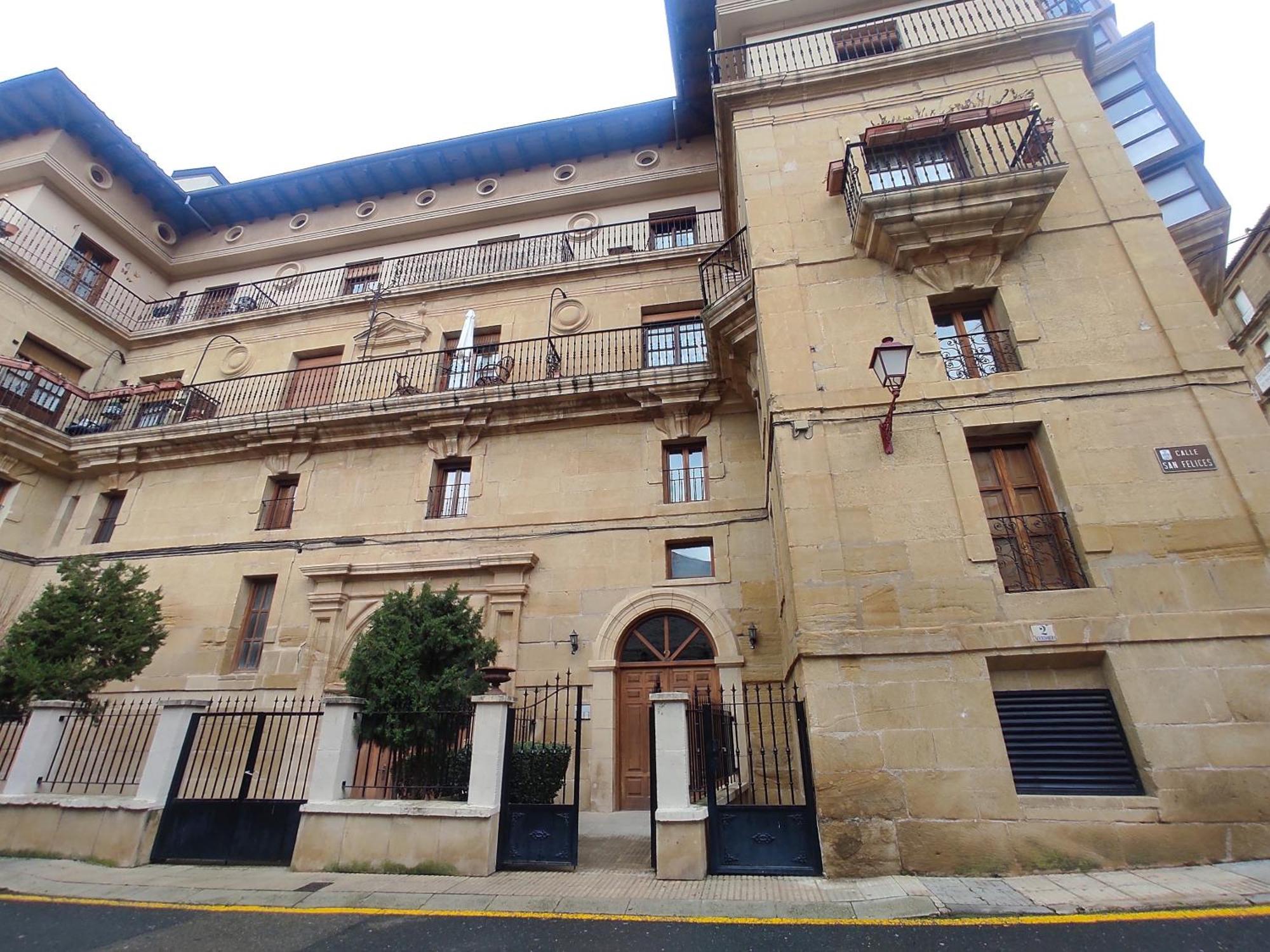 Palacio De Sevillanas *