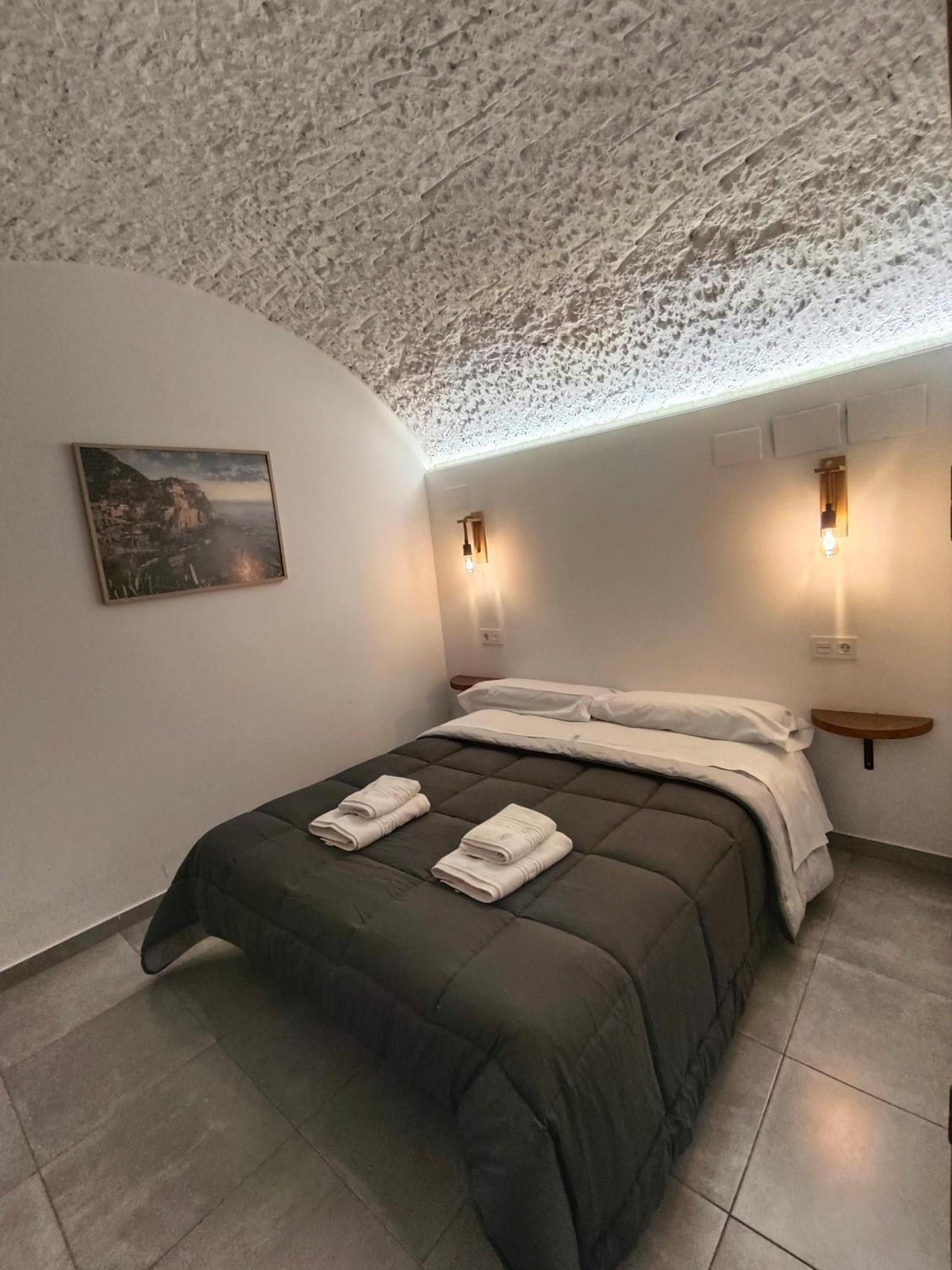 La Madriguera Eco Caves