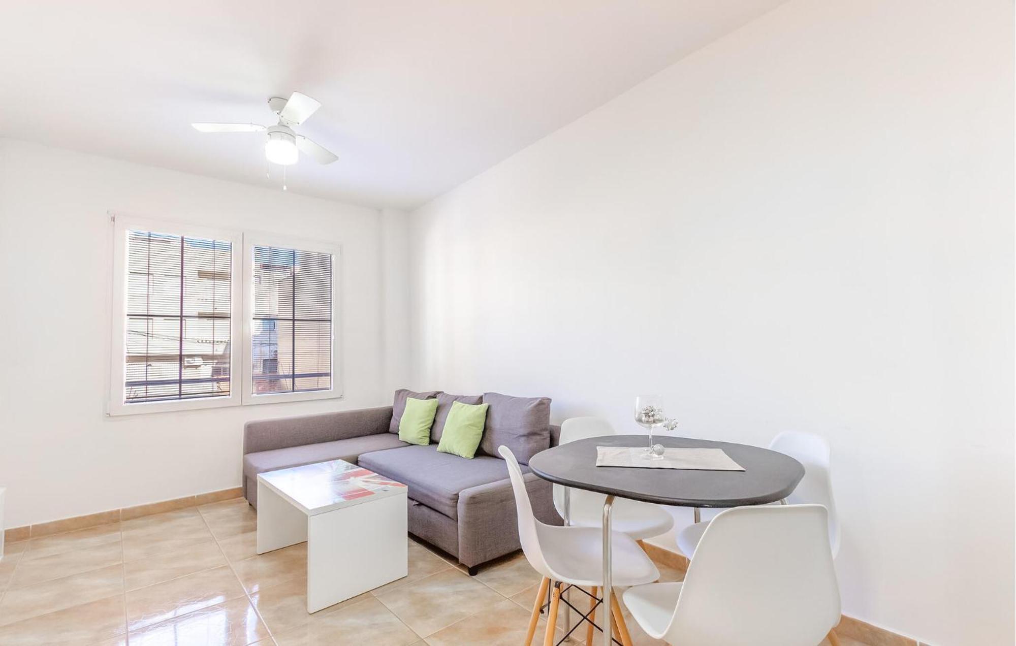 Amazing In Apartment Santa Pola