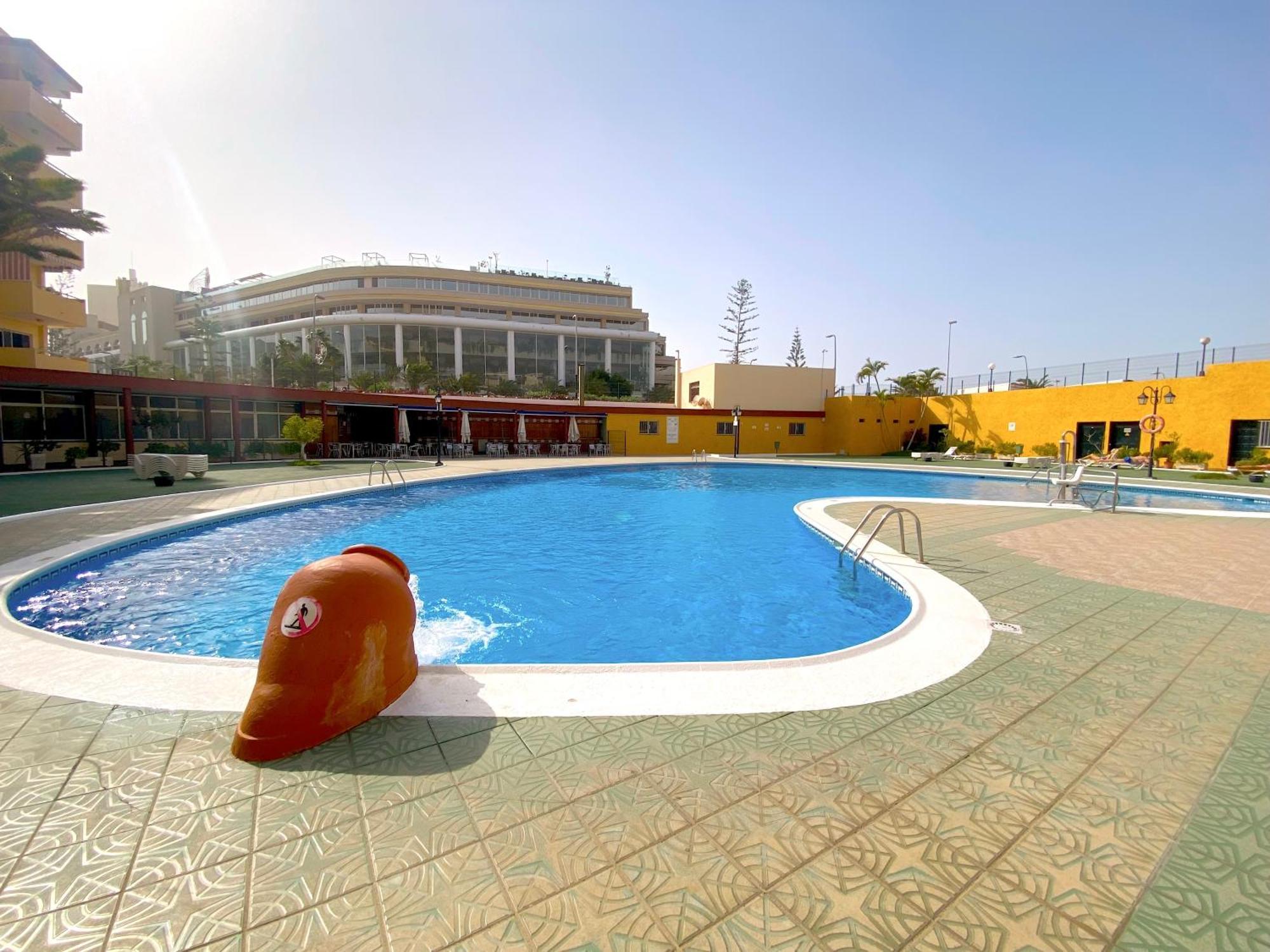Tropicalidays Cristianos Angel Apartment *