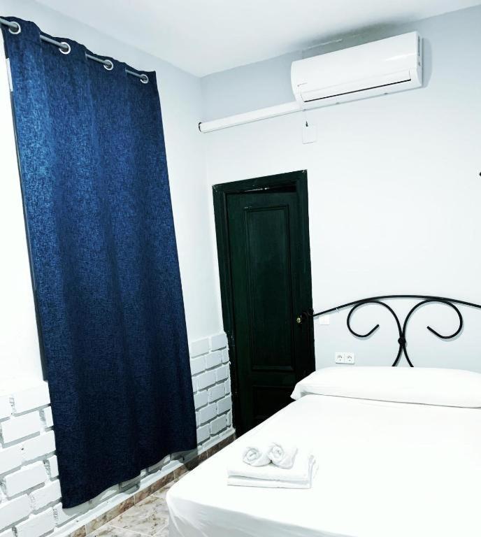 El Castillo Guest house