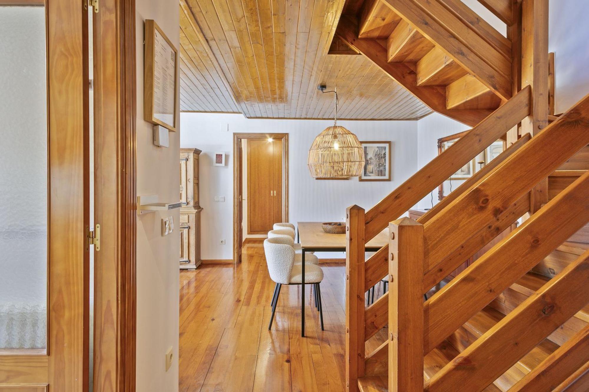 Luderna - Duplex Comets 4j Apartment *