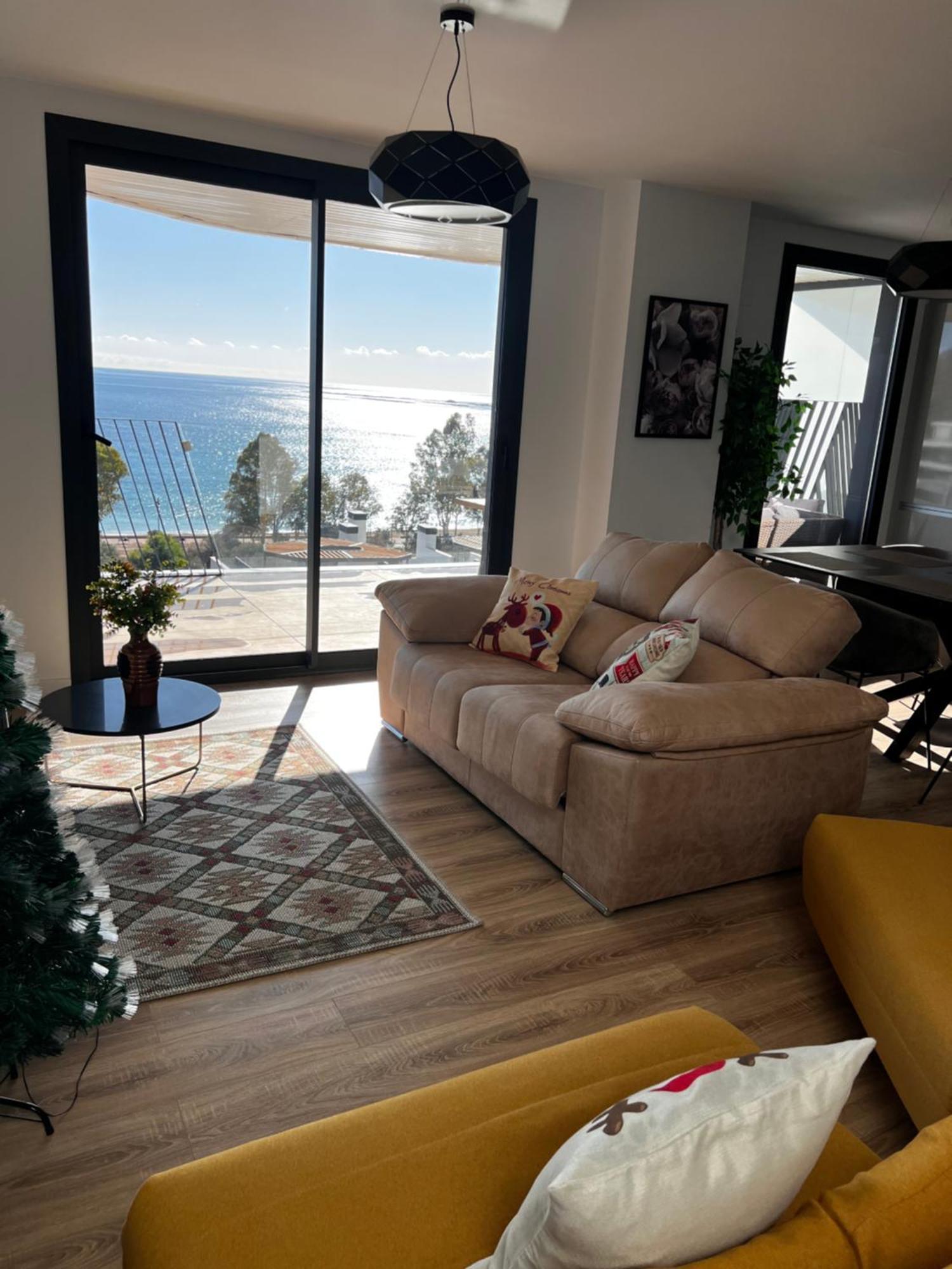 Beachfront Penthouse!