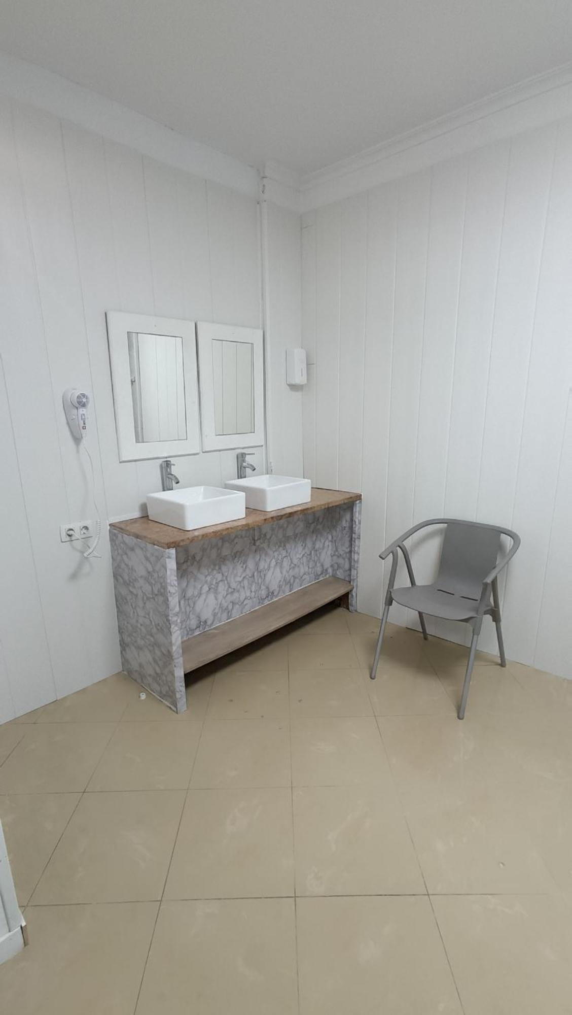 Hostel Bretema
