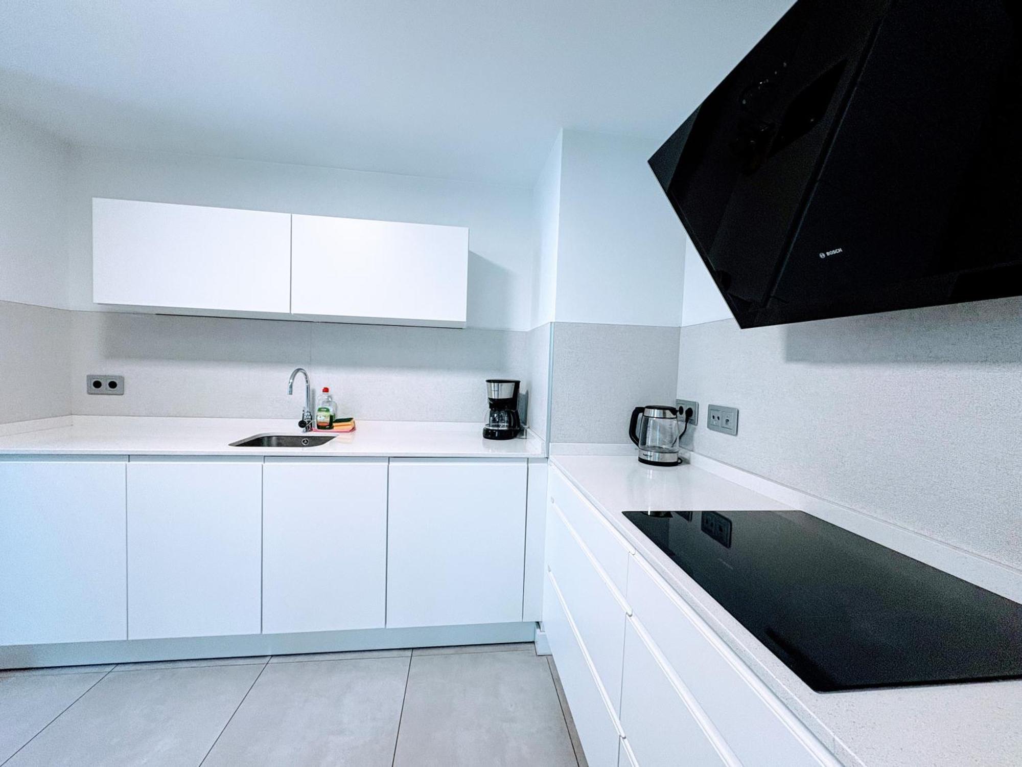 A484b Luxury By Wave