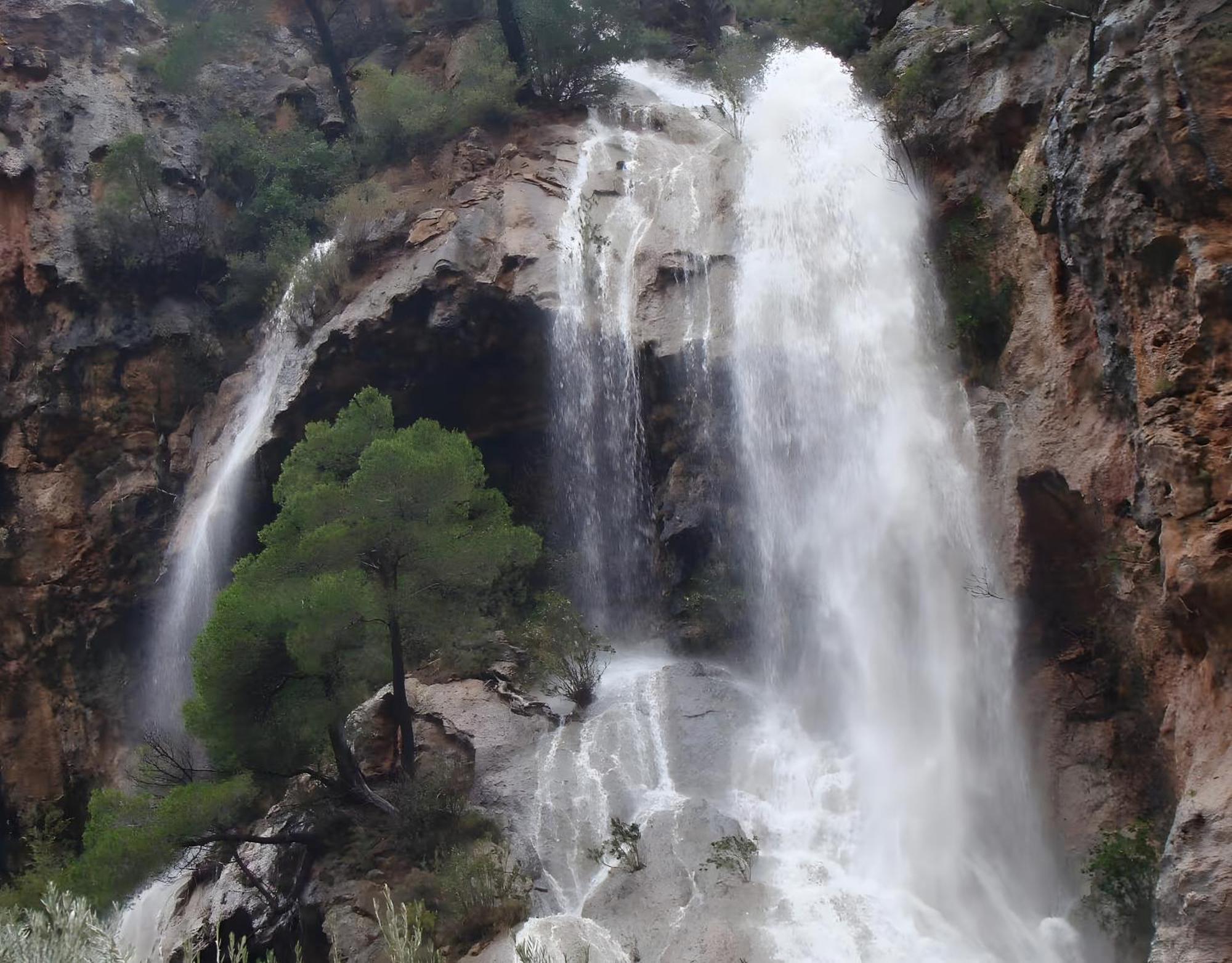 Montillana Con Camping