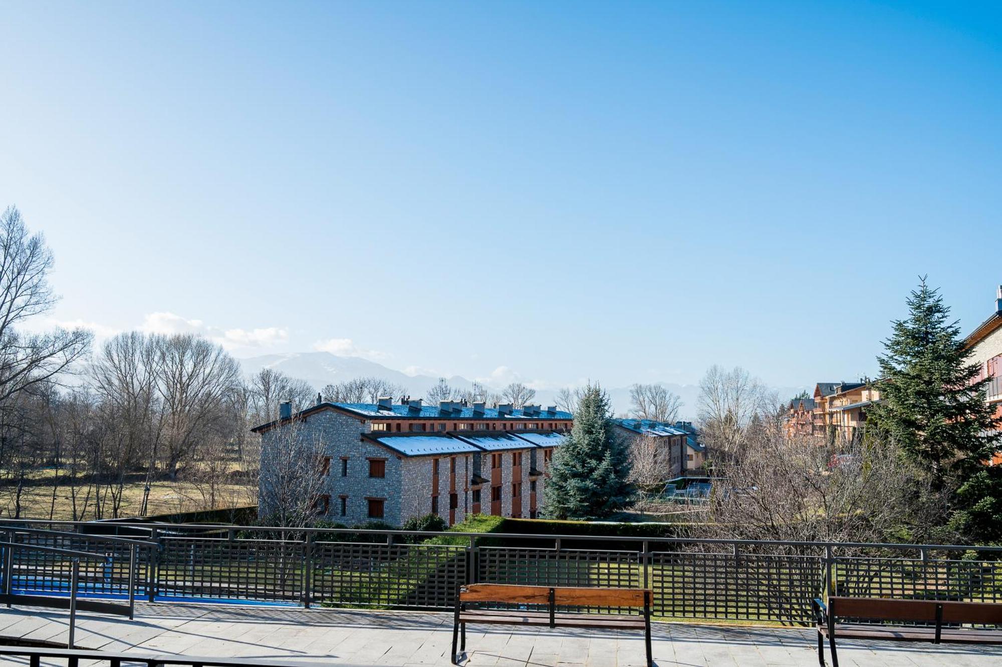 Hotel Hotel Llivia 3*