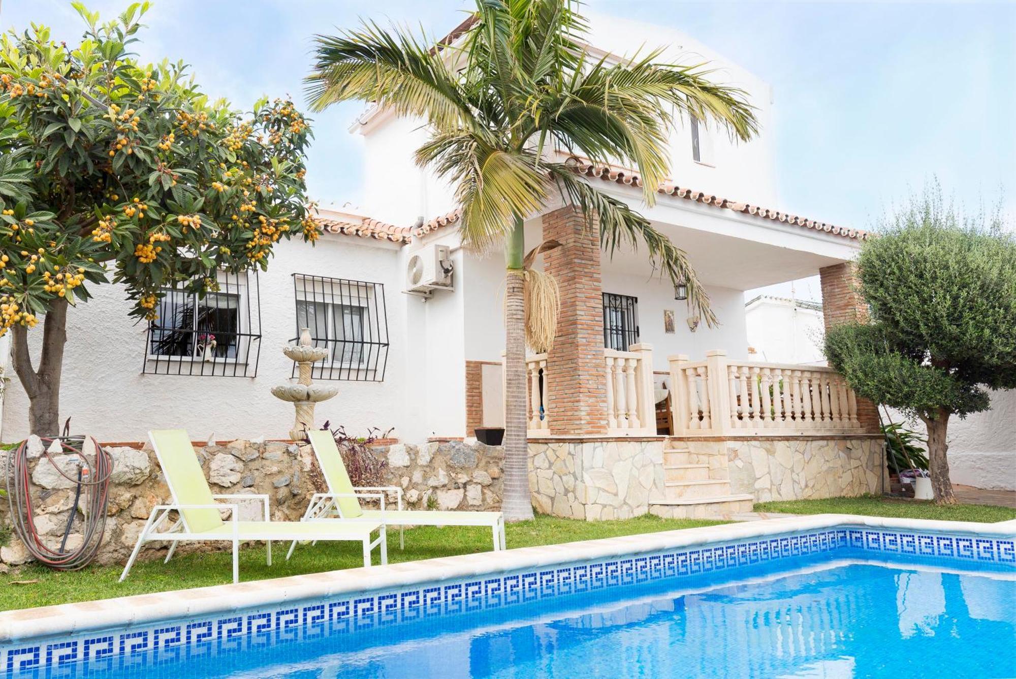 Ana María Villa Torremolinos
