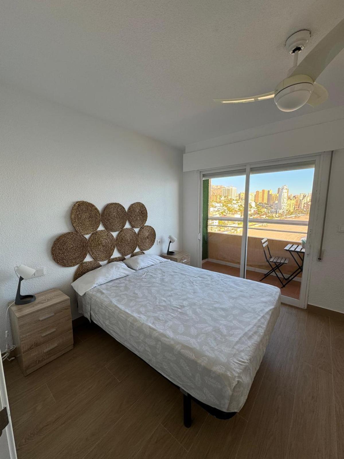 Bonito Triplex Con Increibles Vistas Holiday home Benidorm