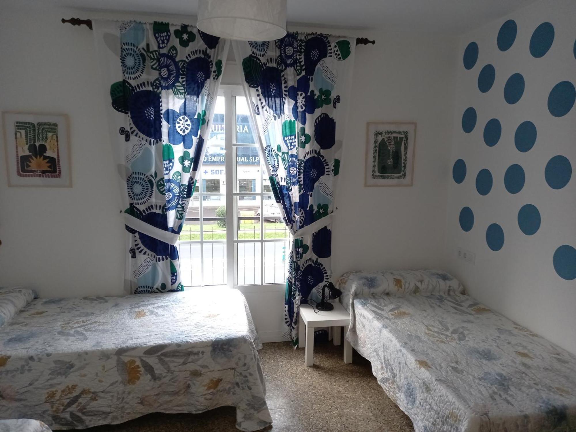 Casa De Amigos *