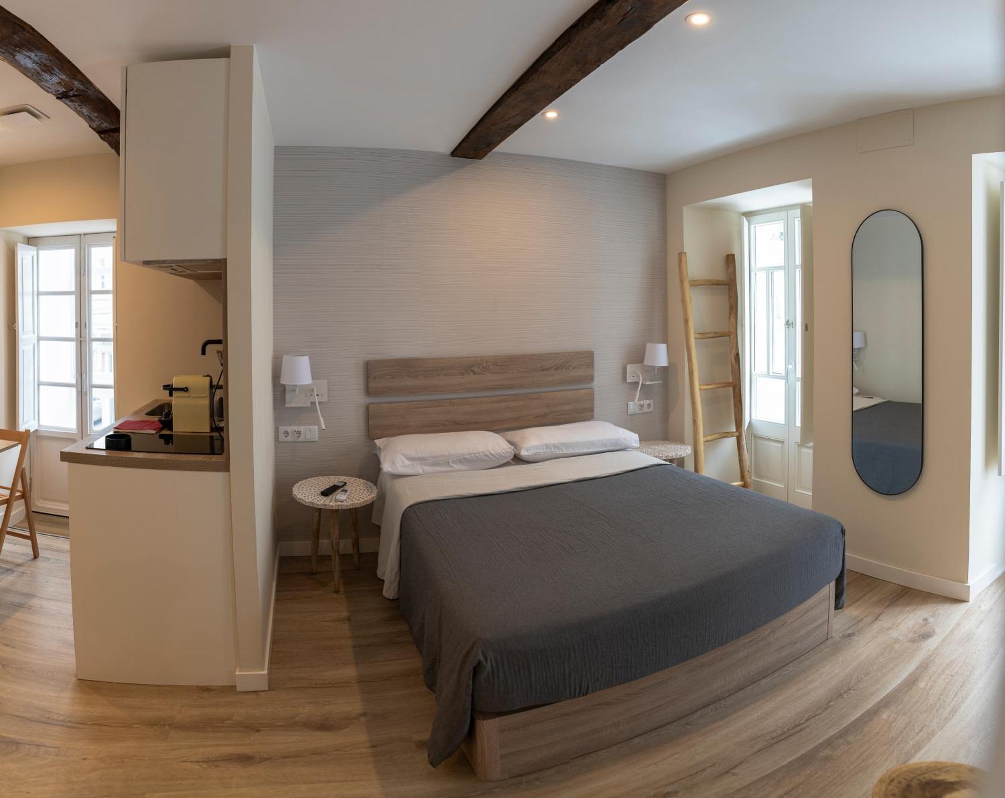Aparthotel Noaru Deluxe Ares