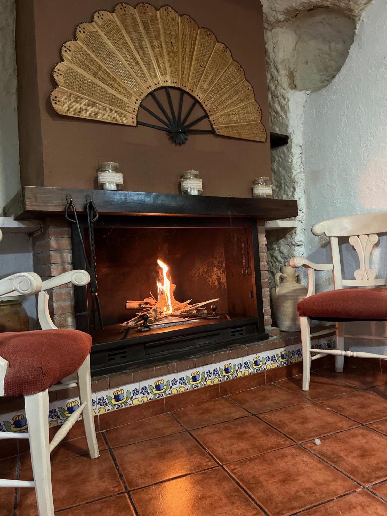 Maribel - Complejo El Tejar - Con Jacuzzi En Alcala Del Jucar Country house *