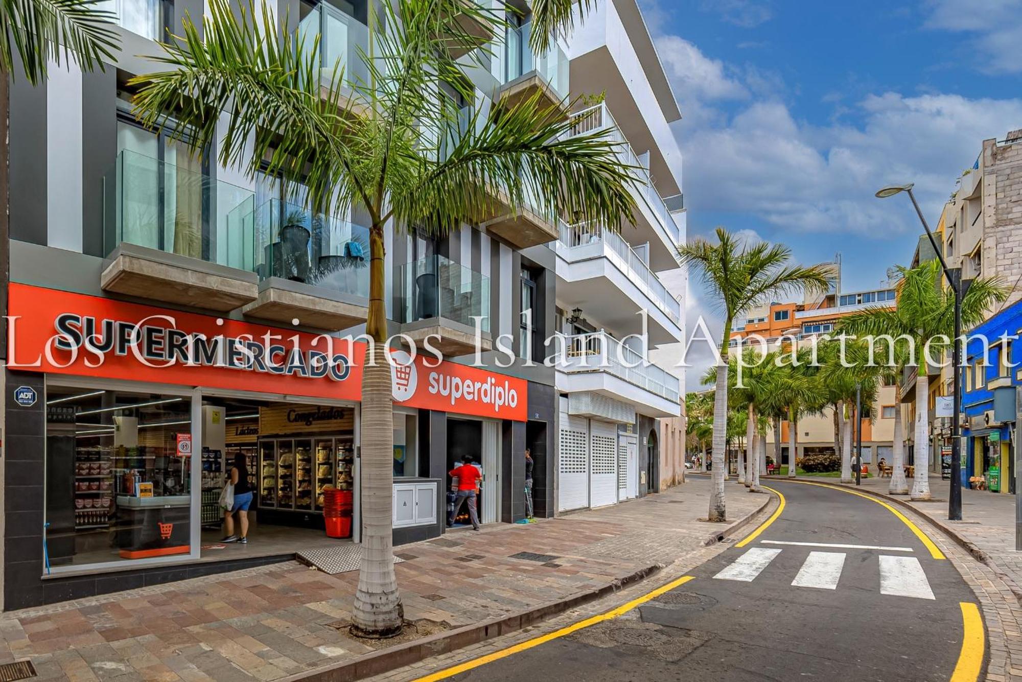 Cristianos Island Apartment *
