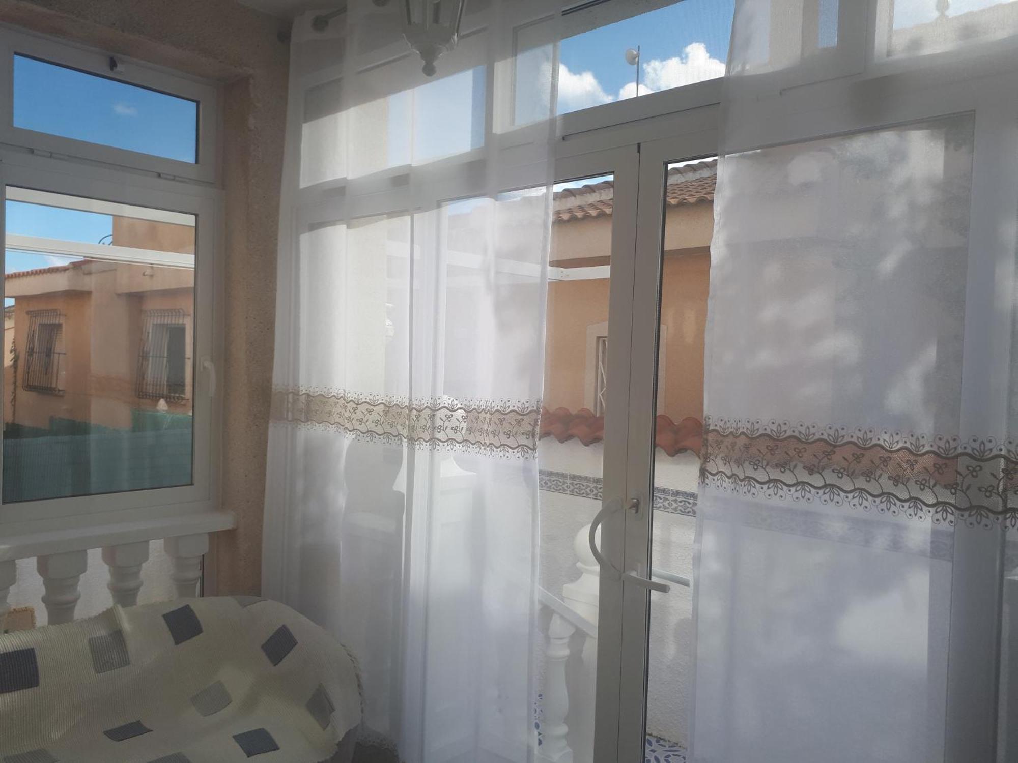 Villa Lovely Detached 3 Bedroom Villa, Communal Pool In Quesada