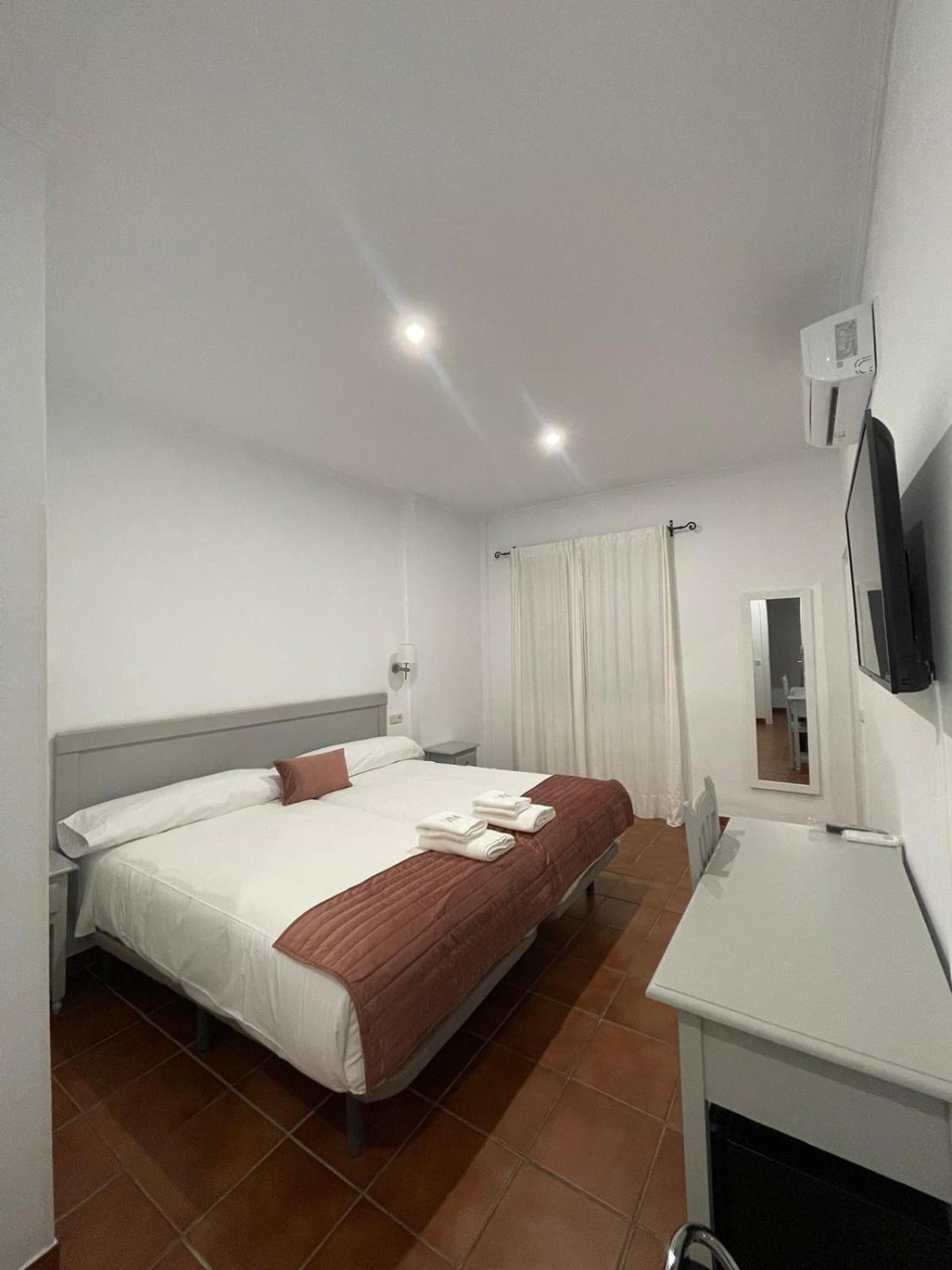 Maria Hotel 2*
