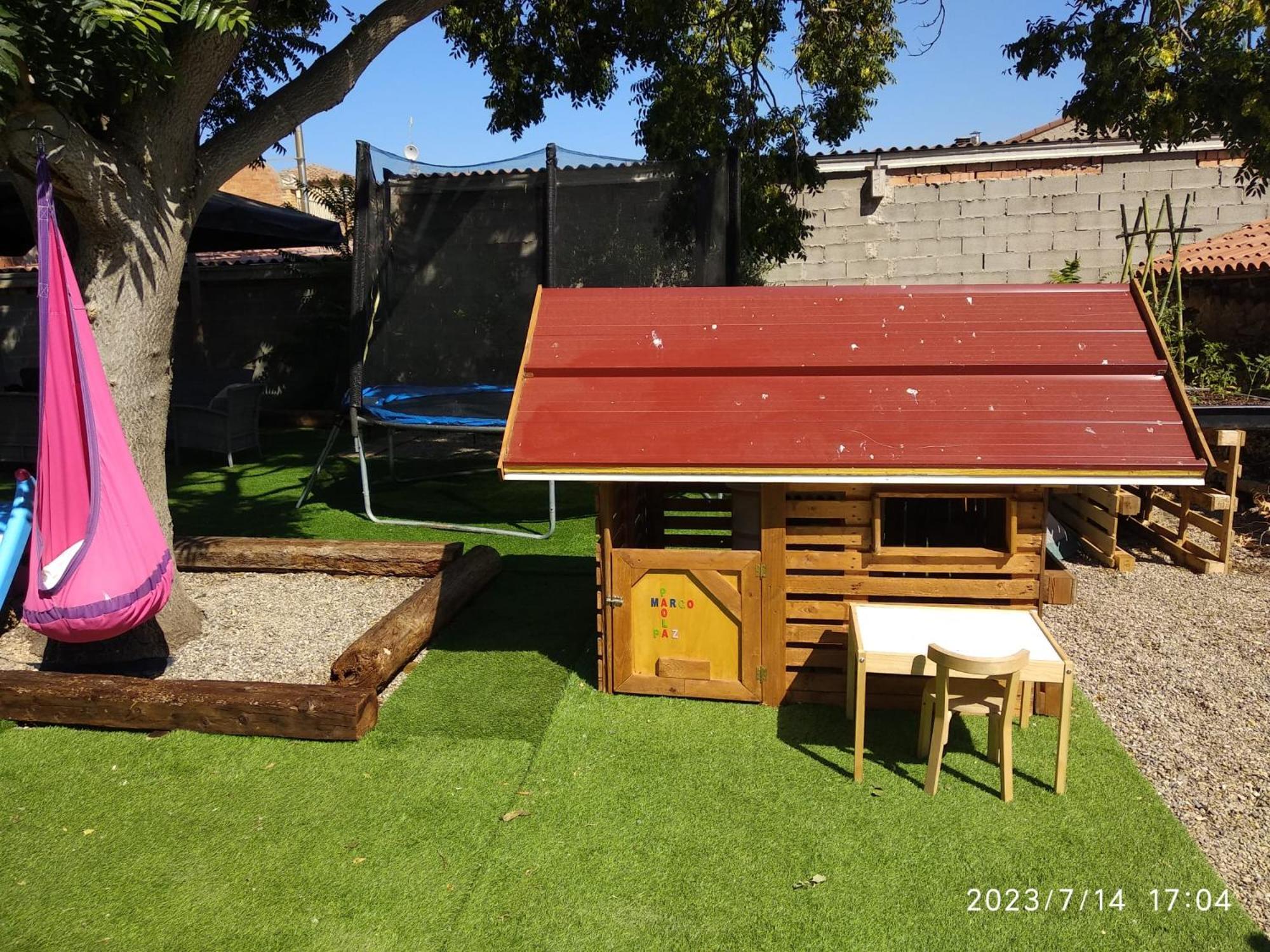 Agradable Con Piscina Privada Сasa de vacaciones