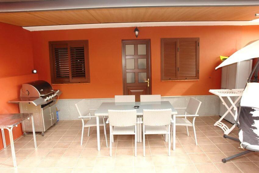 House With Jacuzzi In Apartamento *