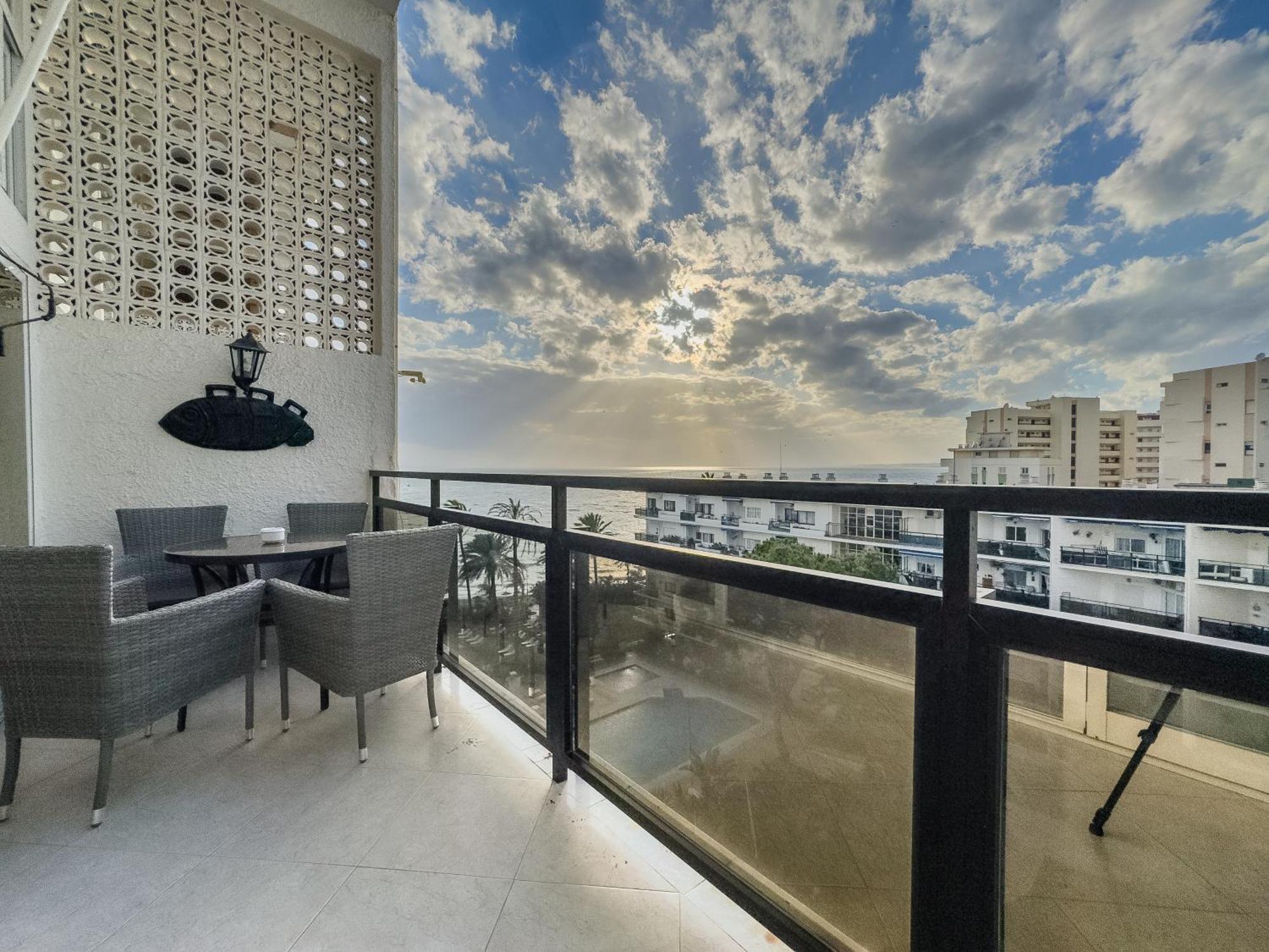 Apartamento Skol 408a 2 Bedrooms Duplex With Sea Views Marbella