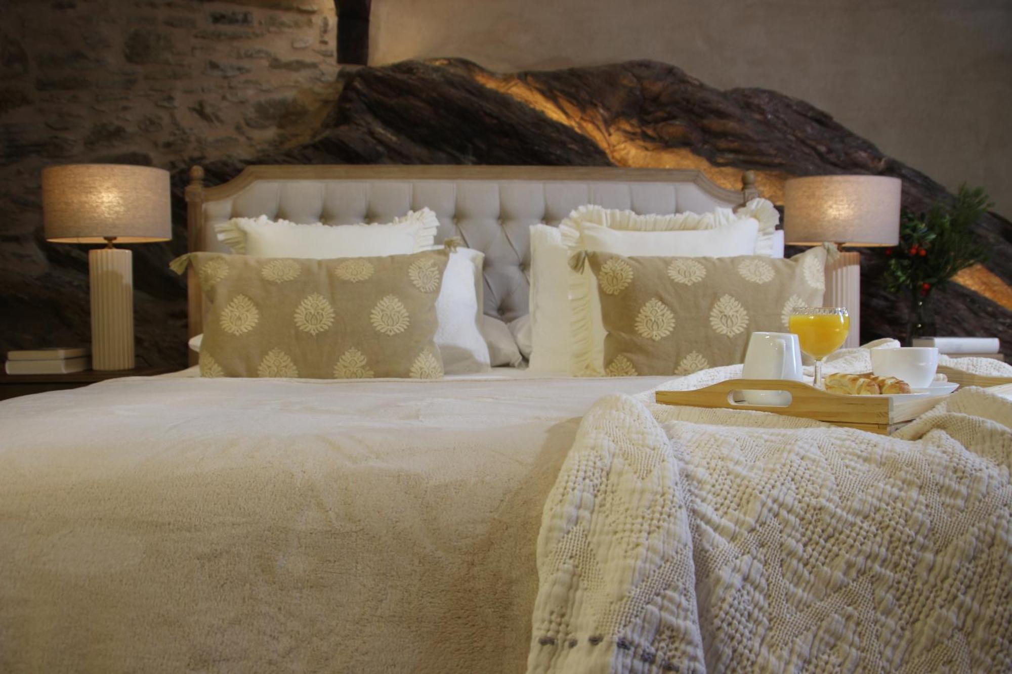 Hotel Rural Santui *