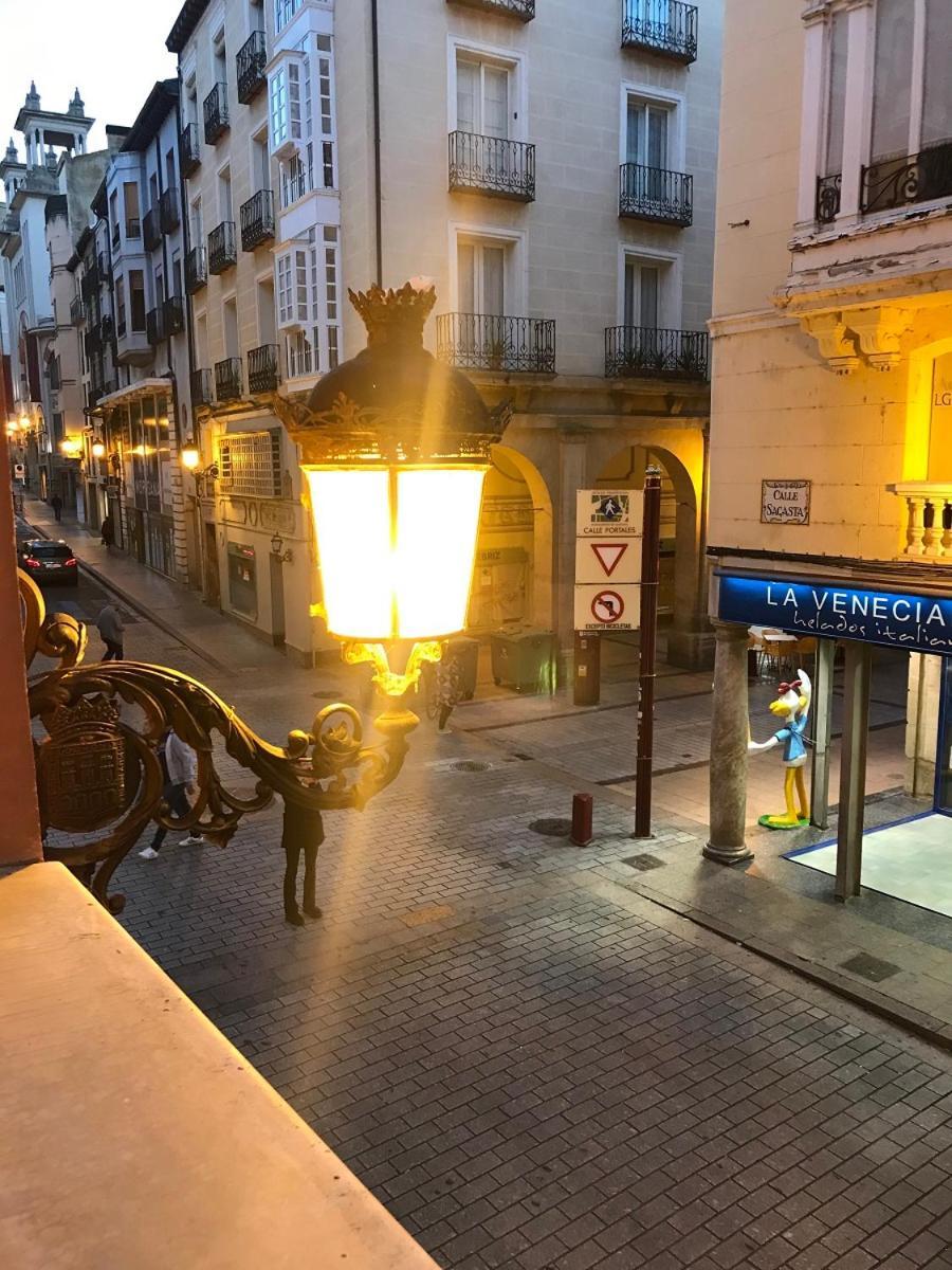 Plaza Del Mercado Apartment Logrono