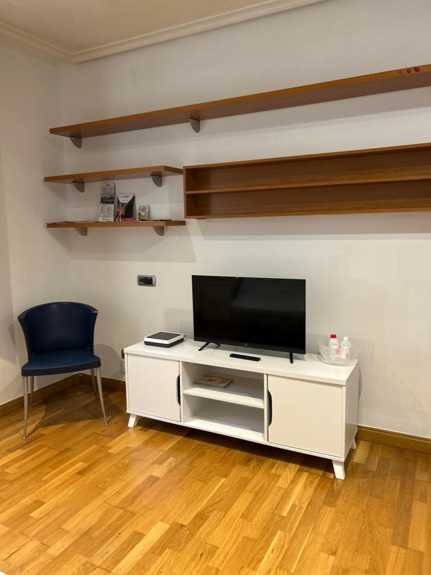 Plaza Del Mercado Apartment