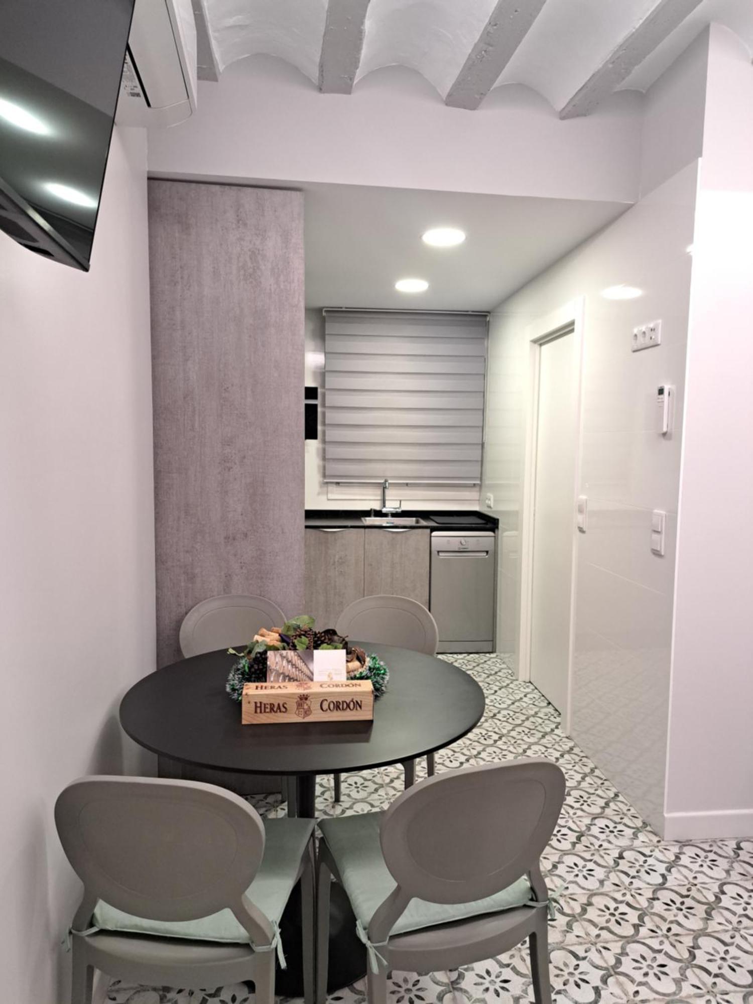 El Balcon De Caballerias, Aire Acondicionado, Wifi Apartamento Logroño