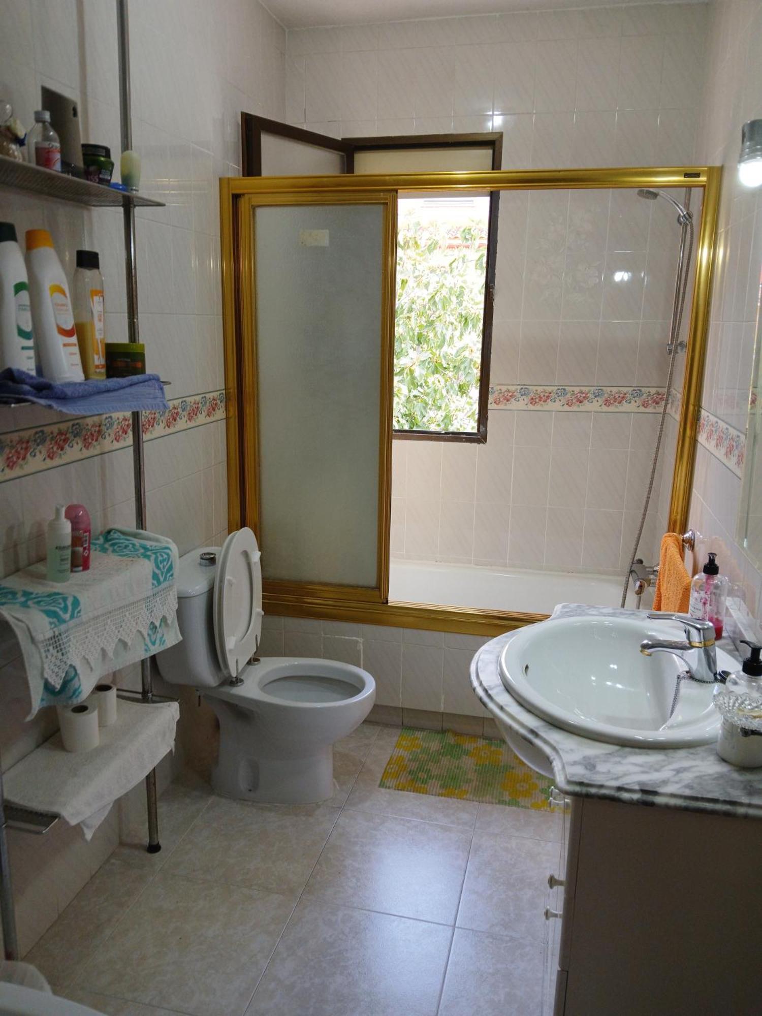 Cuarto Privado Doble En *