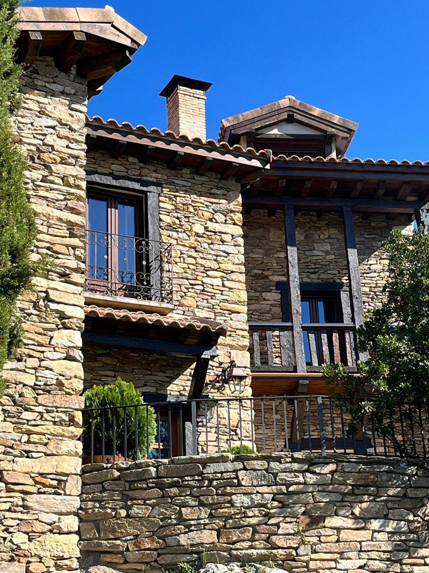 Rural Santui Hotel *