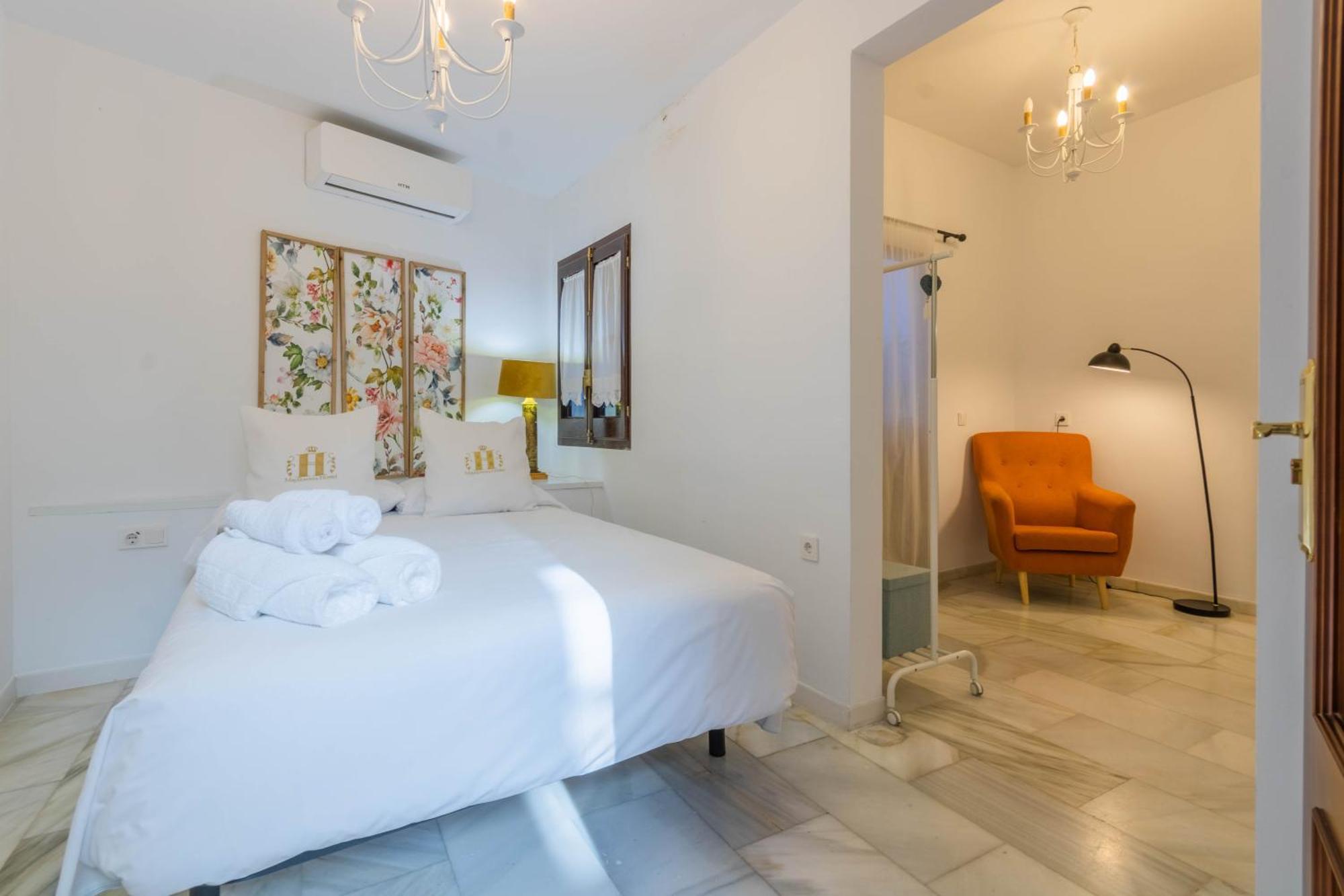 Mayflowers Hostal