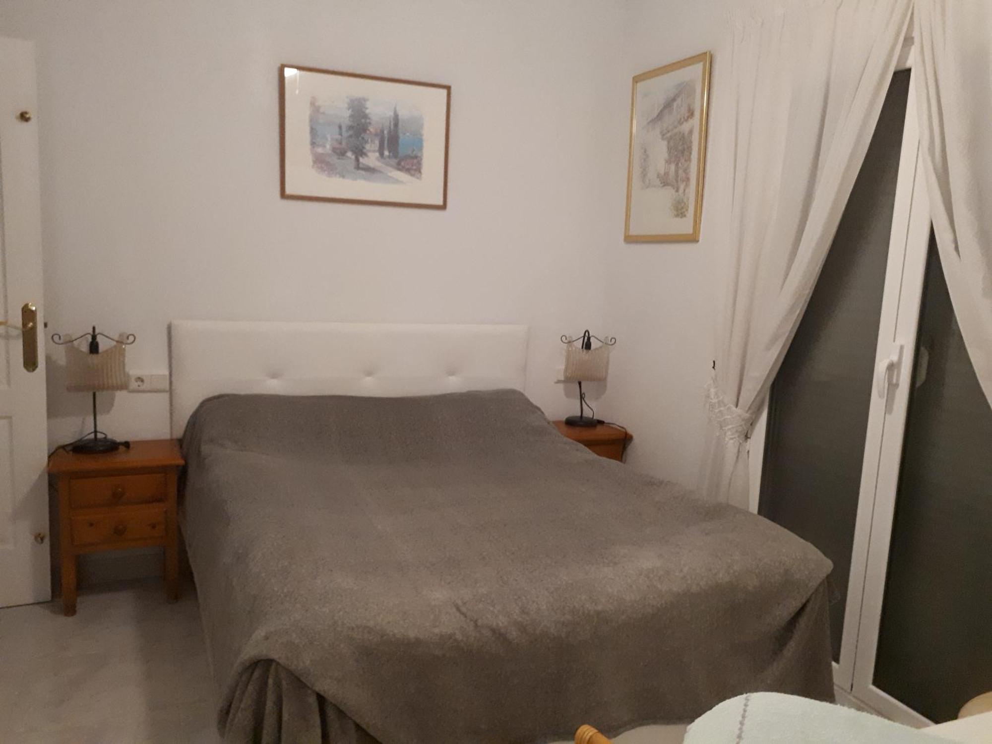 Lovely Detached 3 Bedroom Villa, Communal Pool In Quesada