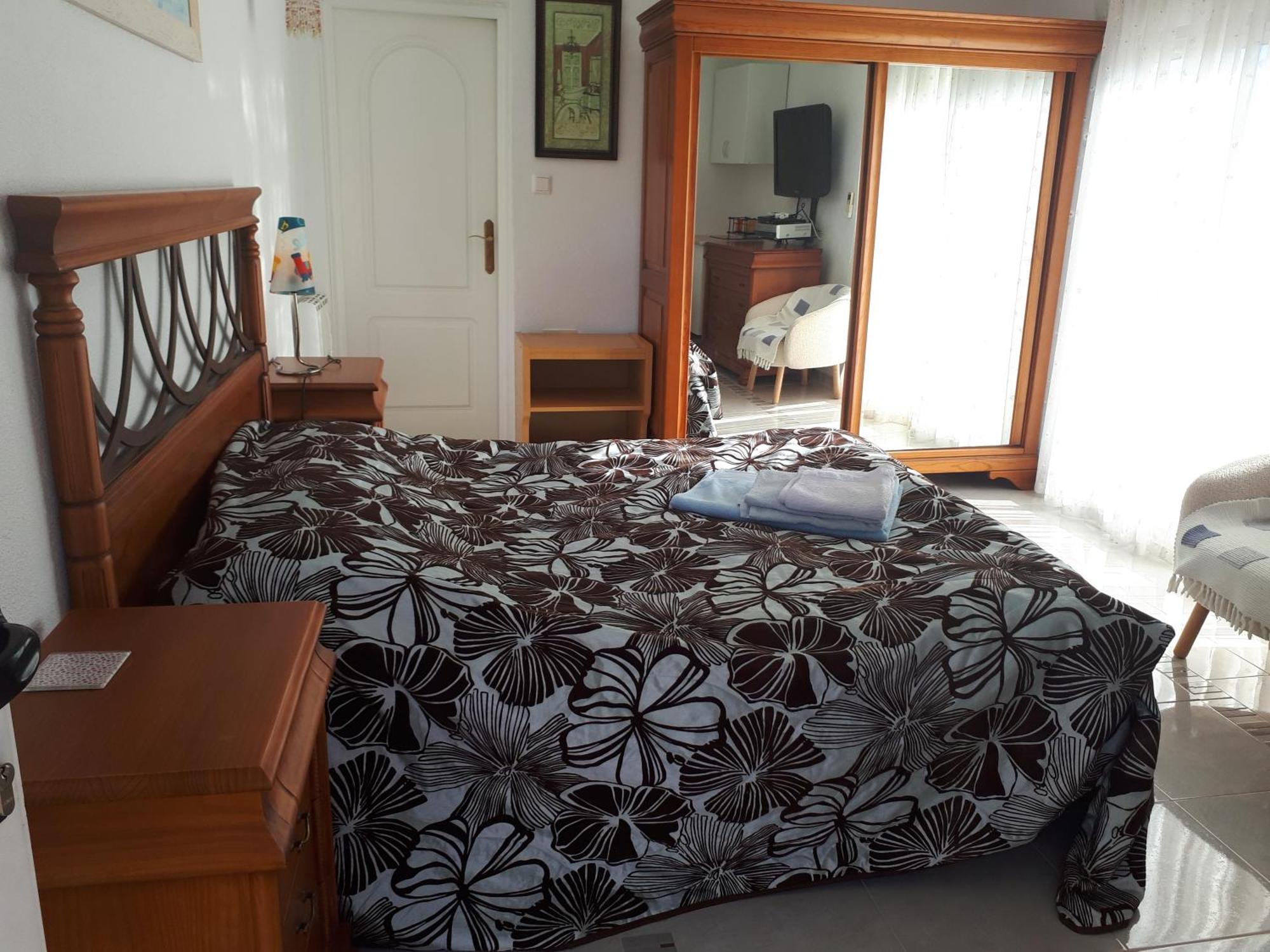 Villa Lovely Detached 3 Bedroom Villa, Communal Pool In Quesada *