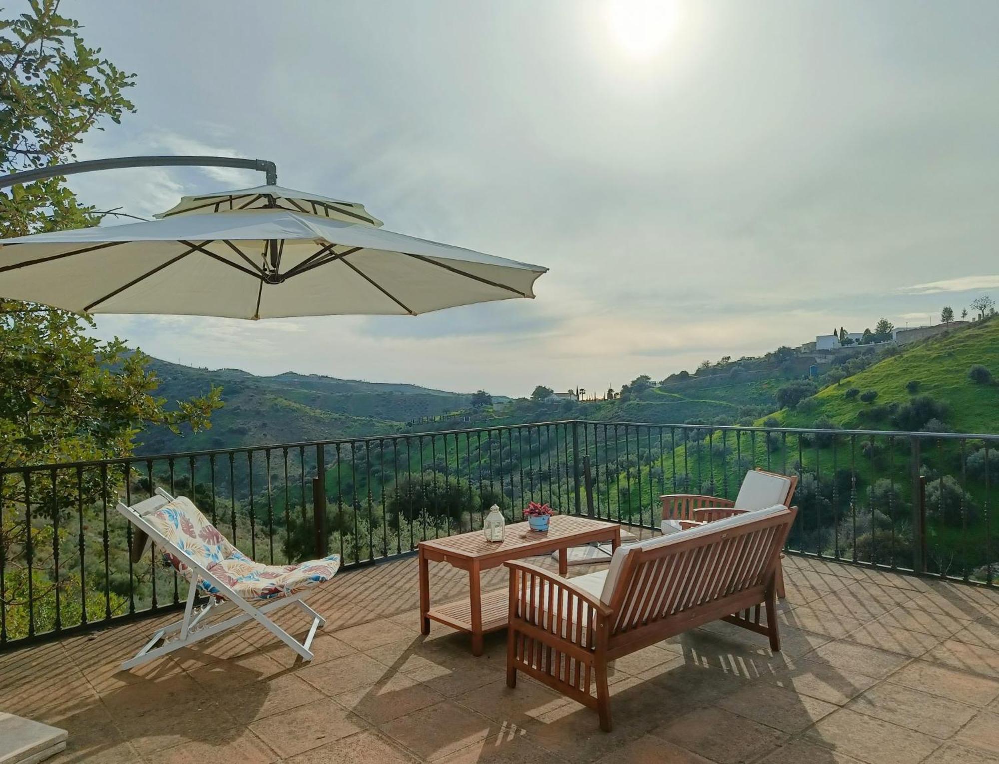 Casa Medina - Private With Terrace And Sea View, 25 Minutes From Malaga *