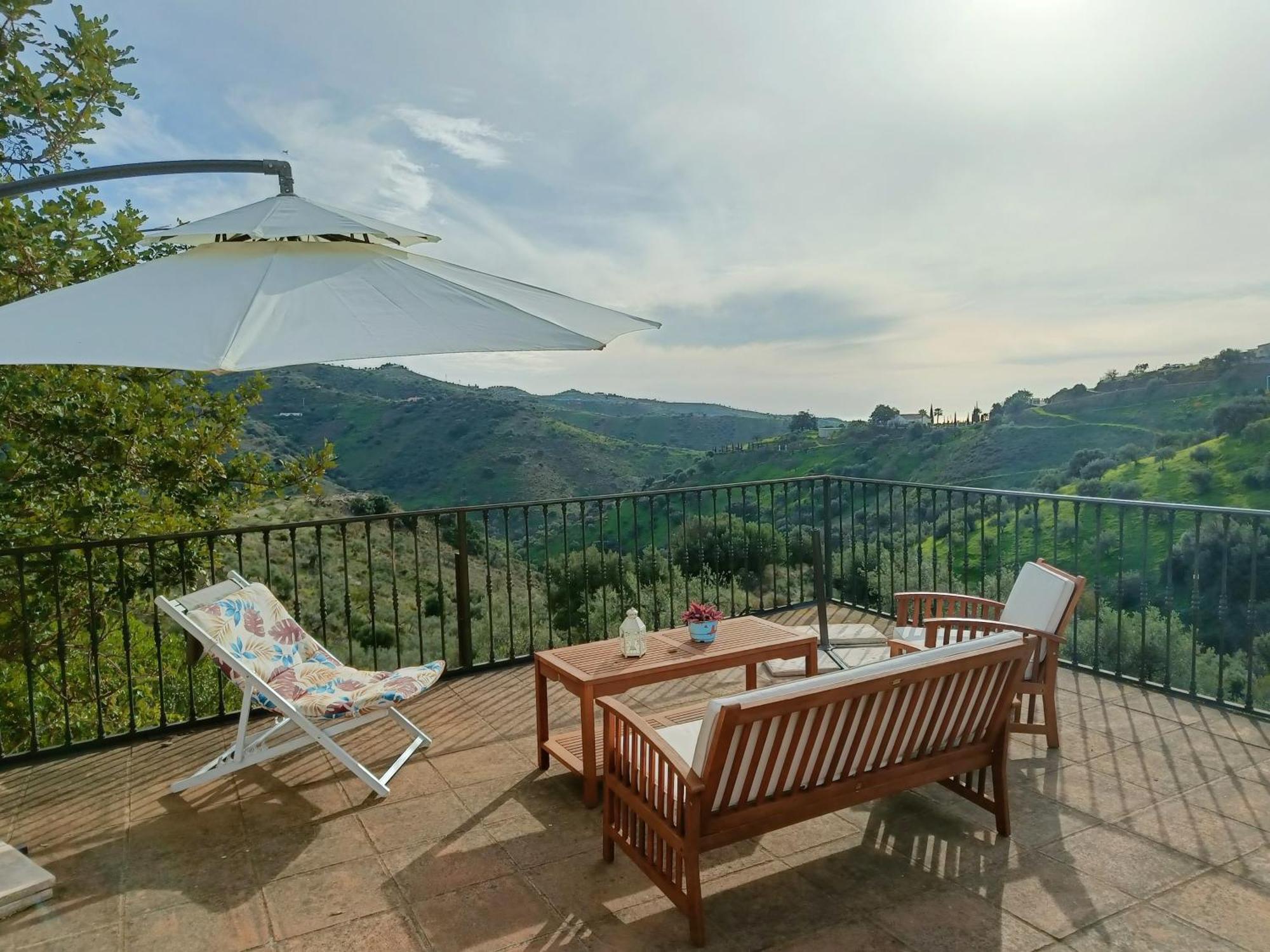 Casa Medina - Private With Terrace And Sea View, 25 Minutes From Malaga Holiday home