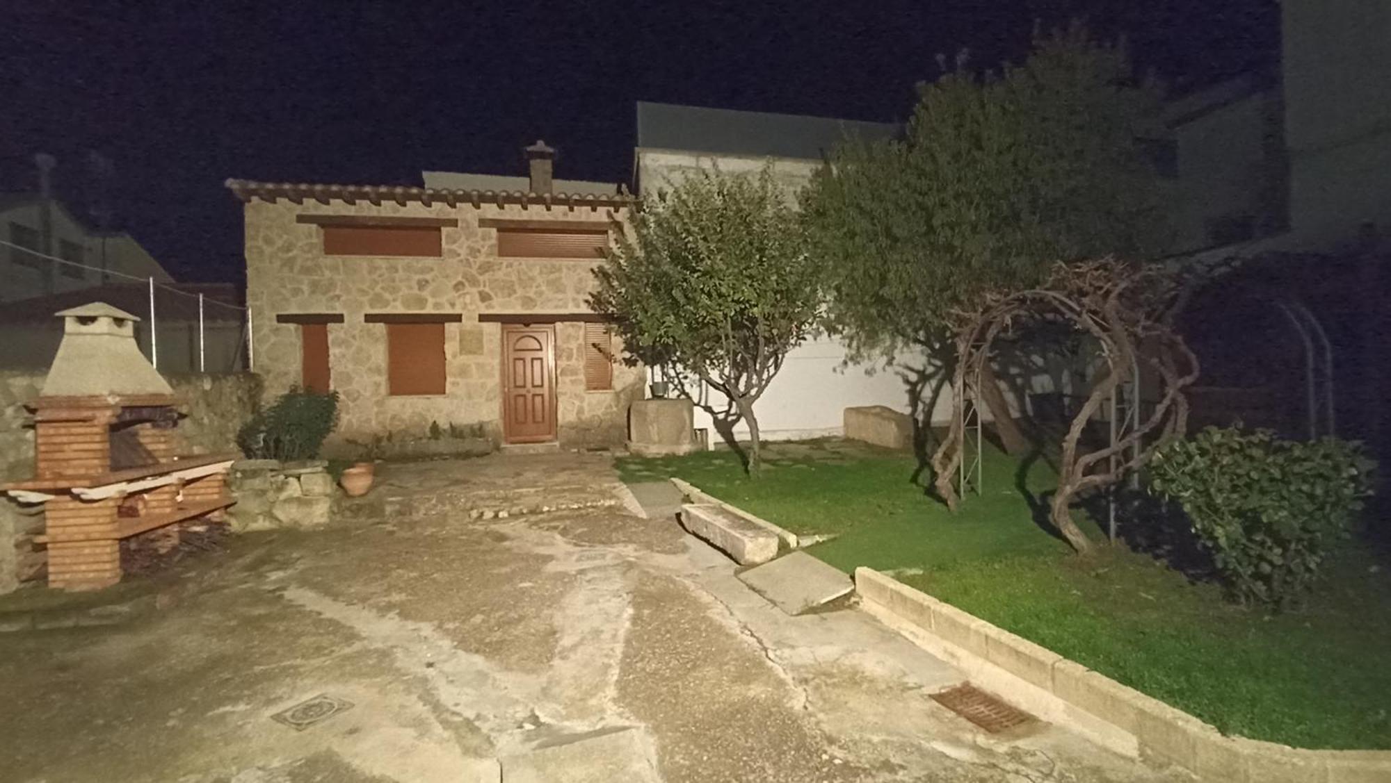 Vut Galanes * Almenara de Tormes