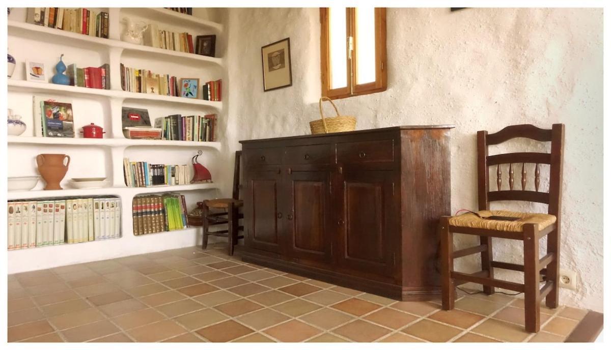 Сasa de vacaciones La Tolona Válor