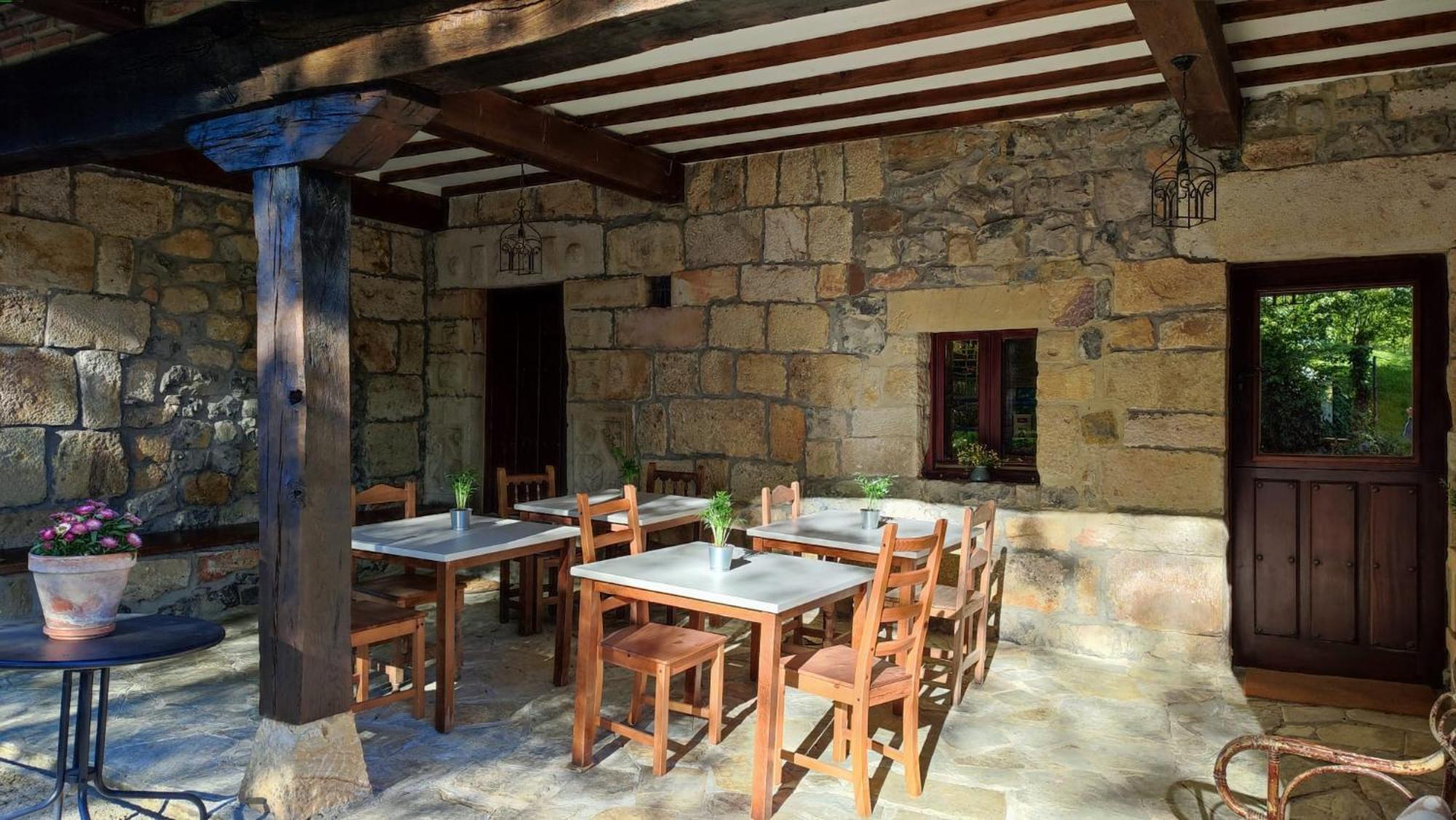 La Dalia Inn *